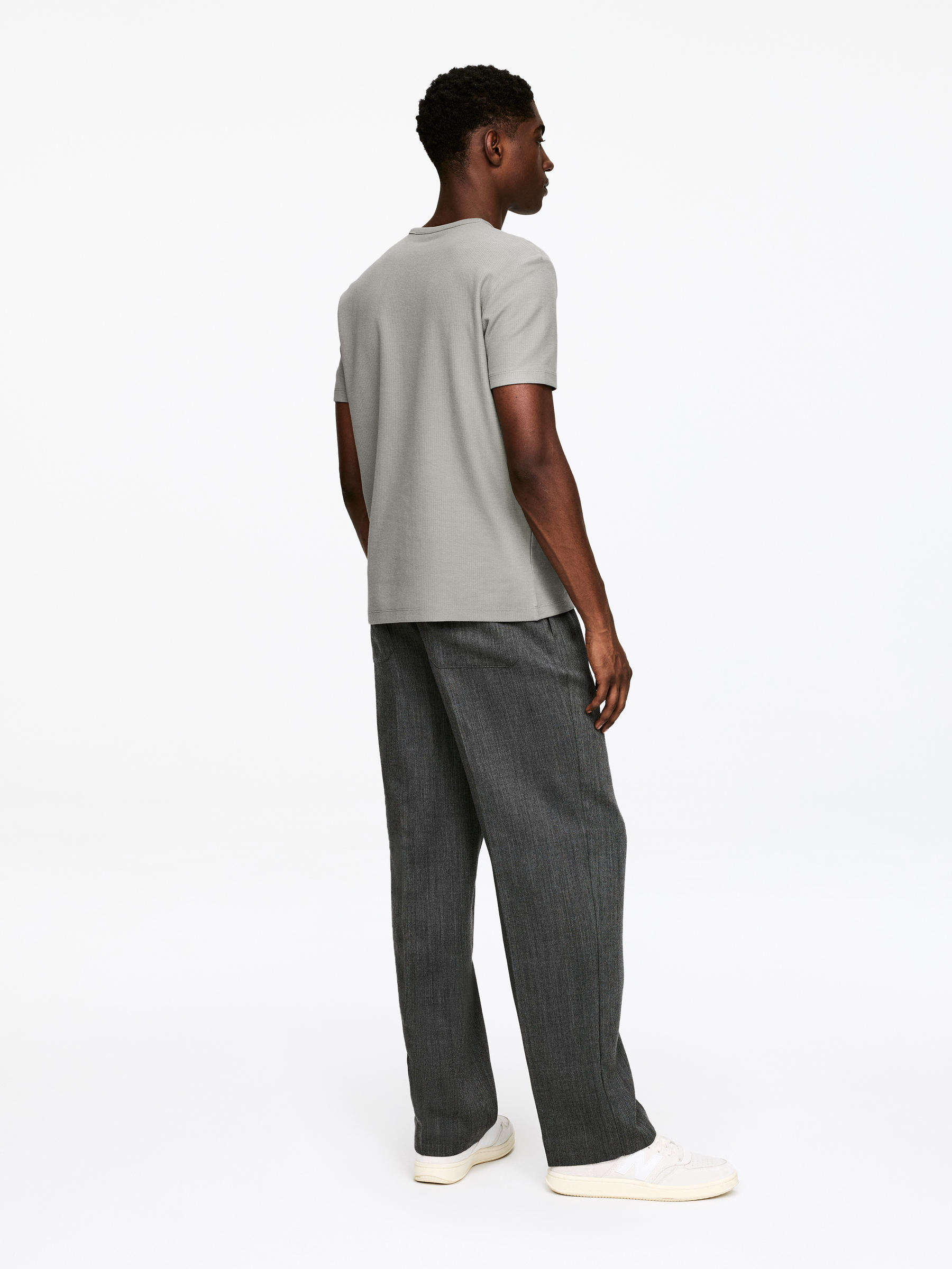 Tight t-shirt i bomull - Grå - Slim fit - Men - StillMedia/Lookbook - 5