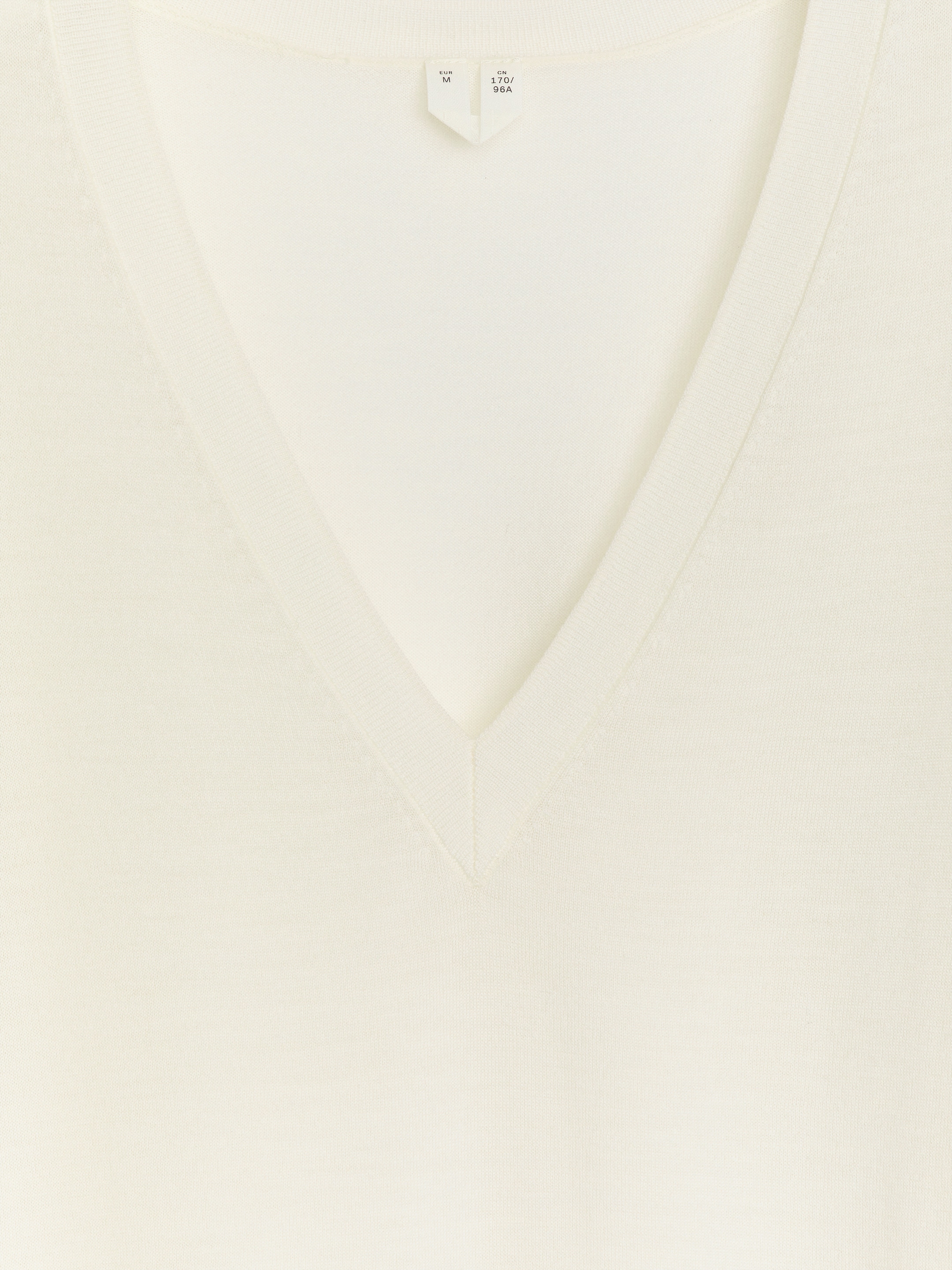 Jersey de lana merina con escote de pico - Blanco roto - Corte estándar - Women - StillMedia/DescriptiveDetail - 2