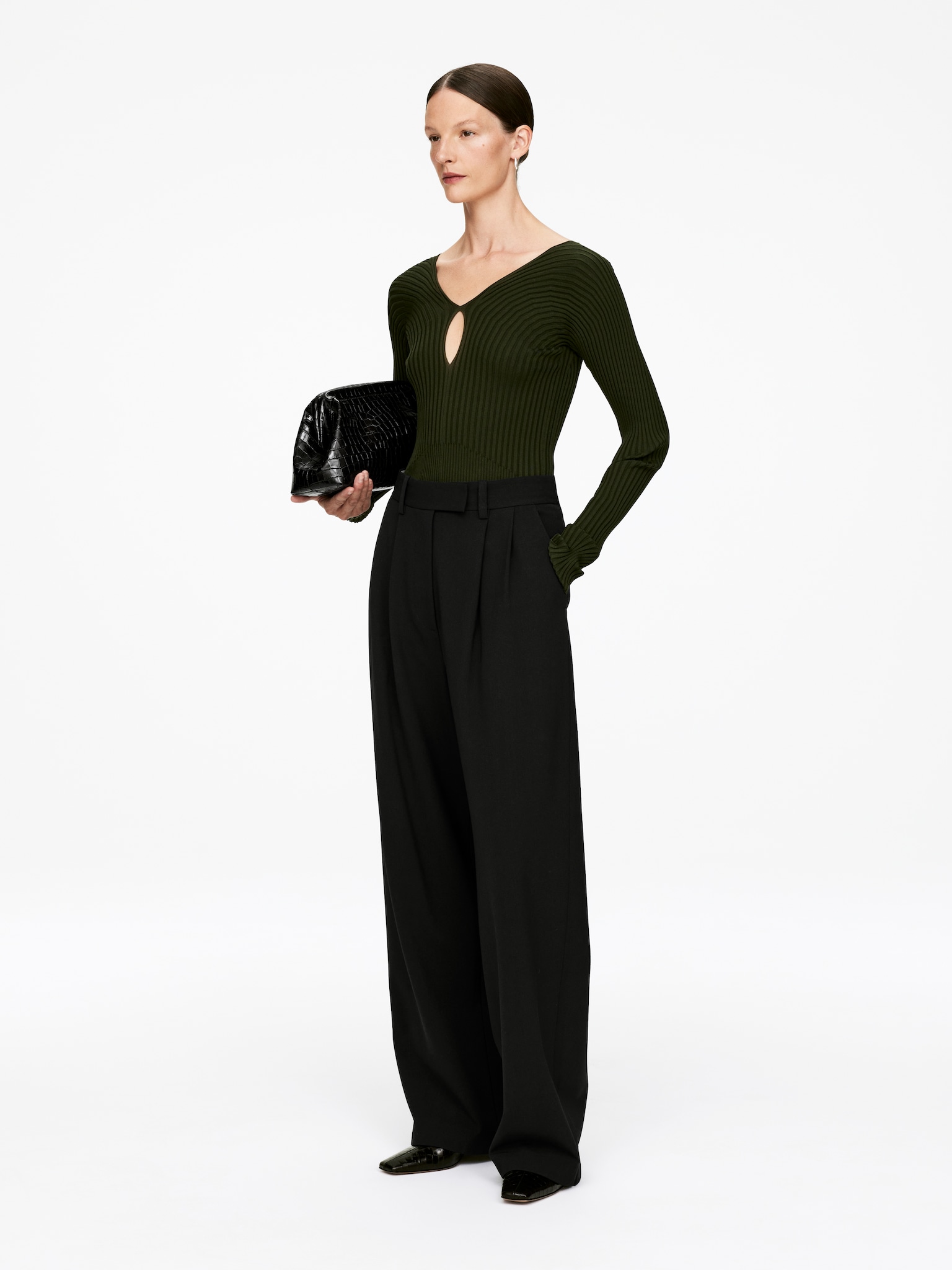 Wide-Leg Tailored Trousers - Black/Dark Brown - 4