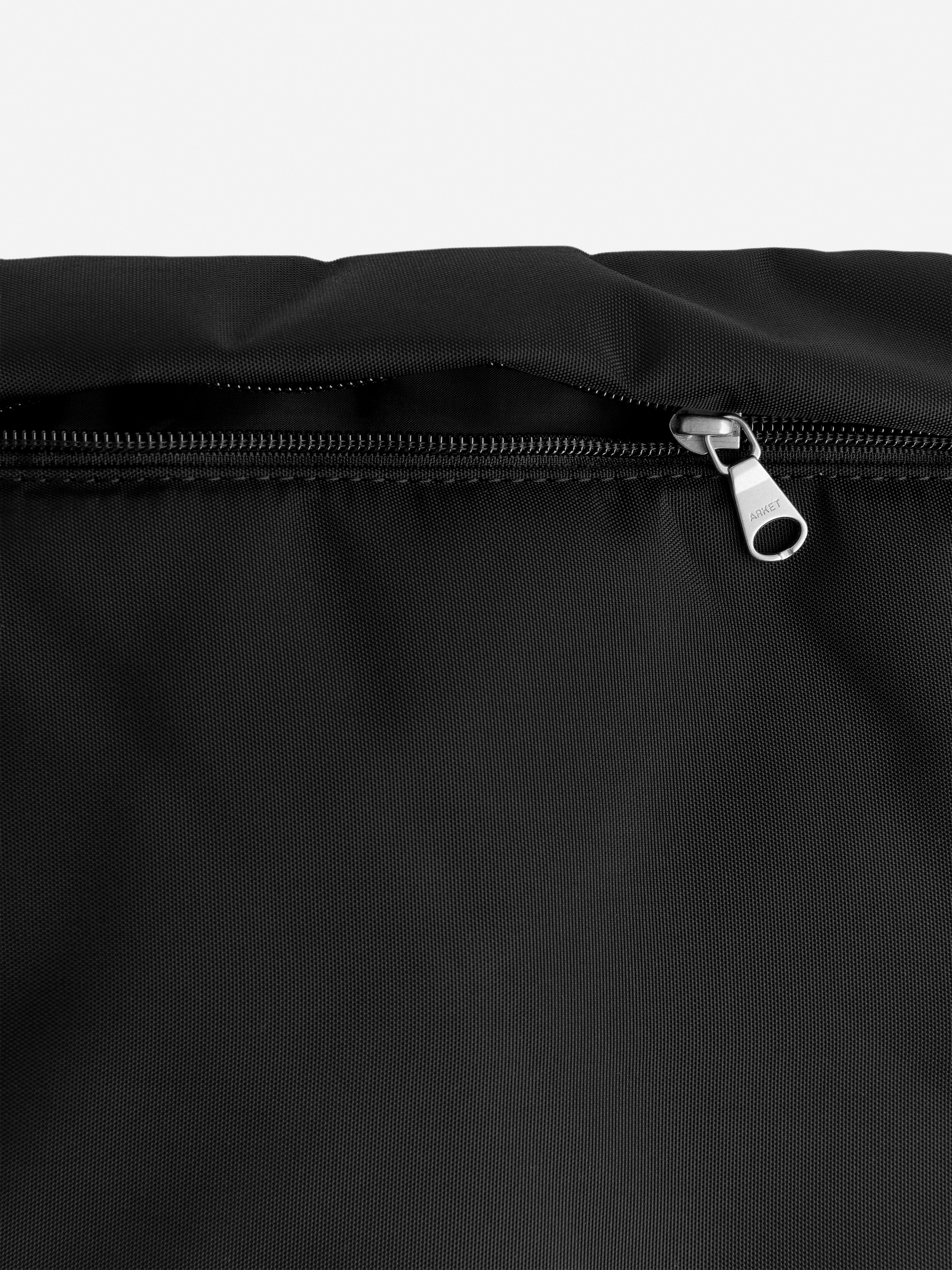 Zobacz większy obraz: Pokrowiec na laptopa 13 cali i 16 cali - Czarny - ON | H&M PL 6