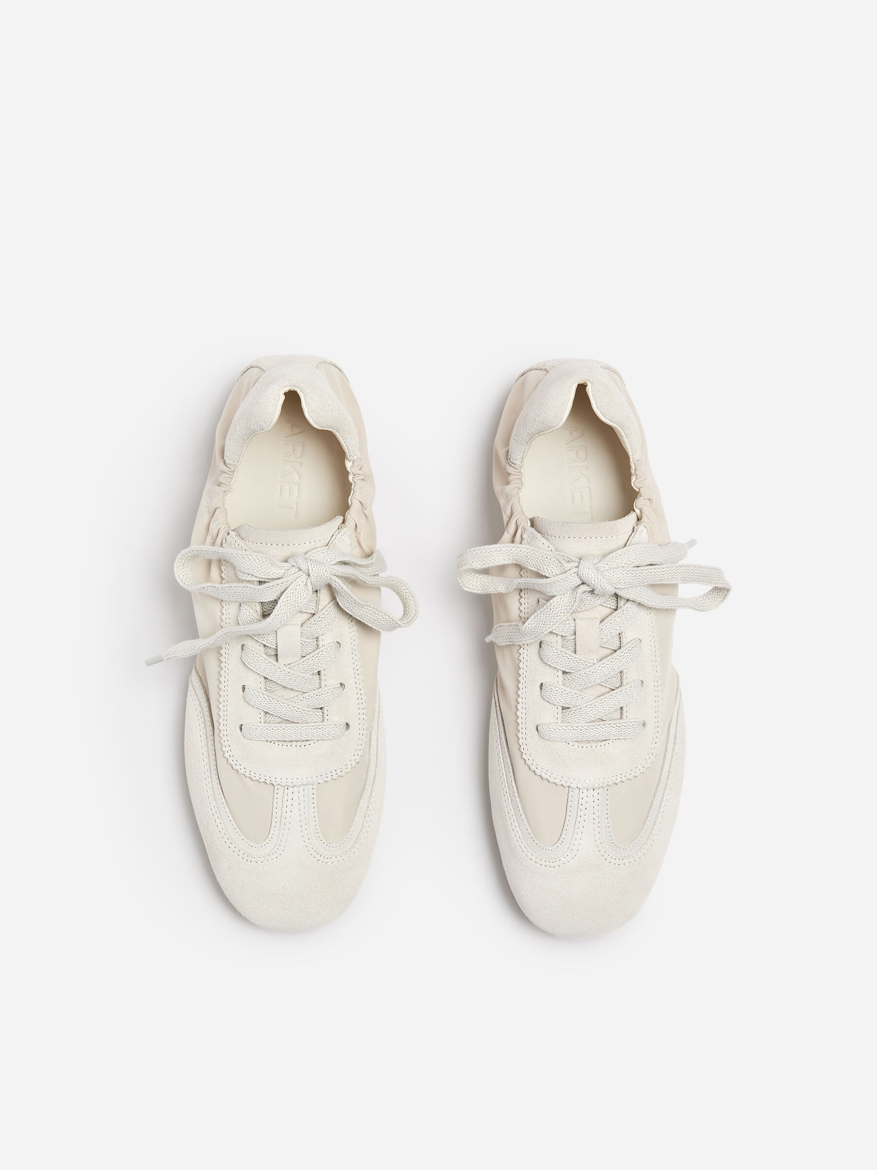 Sneakers i mocka och nylon - Off White - Women - StillMedia/DescriptiveStillLife - 4