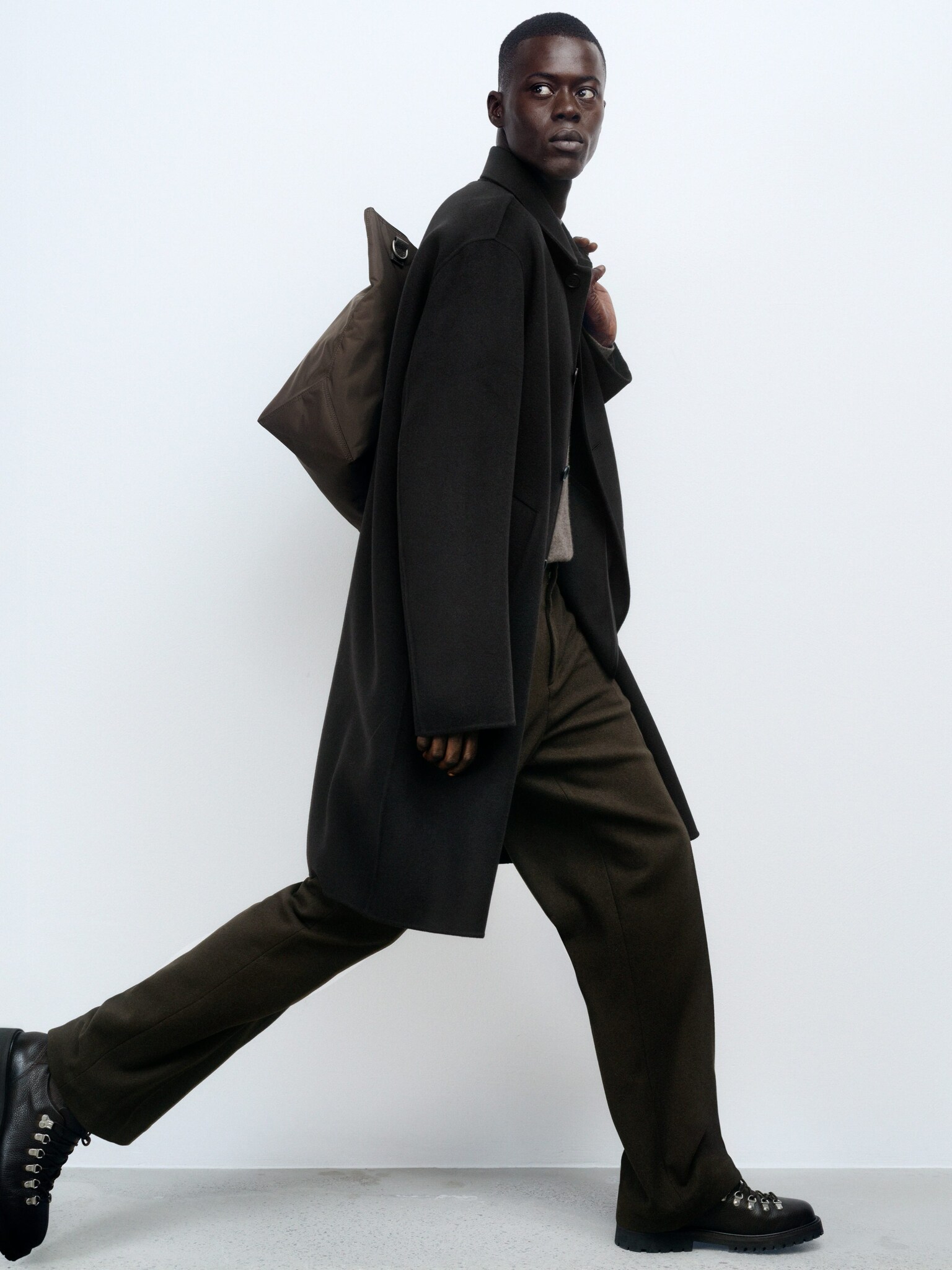 Double-Face Wool Coat - Black - 4