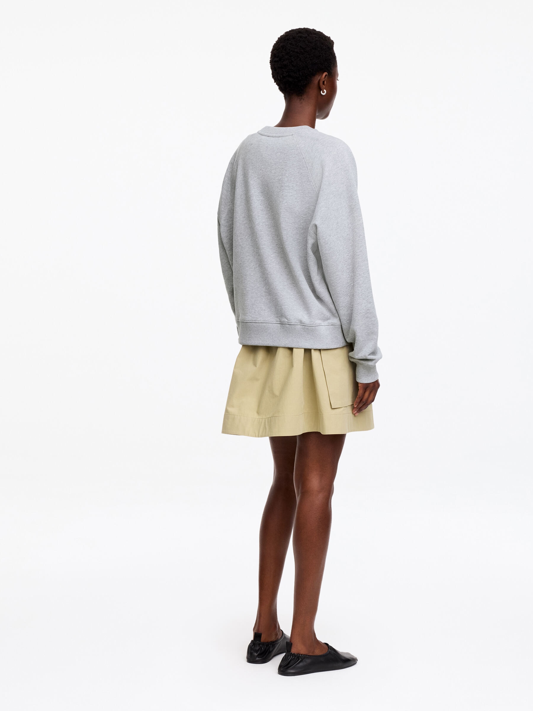 Terry Sweatshirt - Grey Melange - Regular fit - Women - StillMedia/Lookbook - 16
