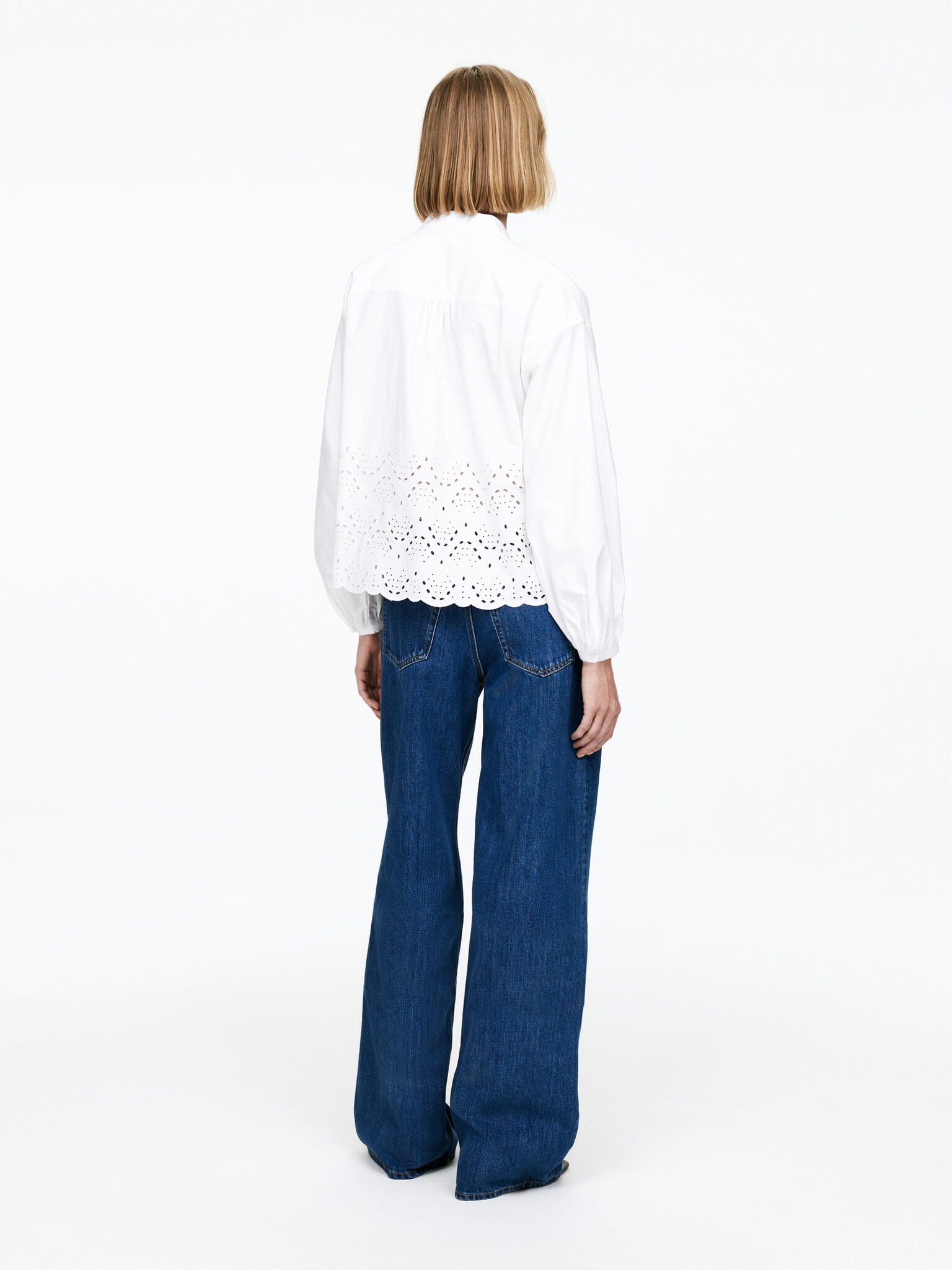 Blouse en broderie anglaise - Blanc/Bleu foncé - 4