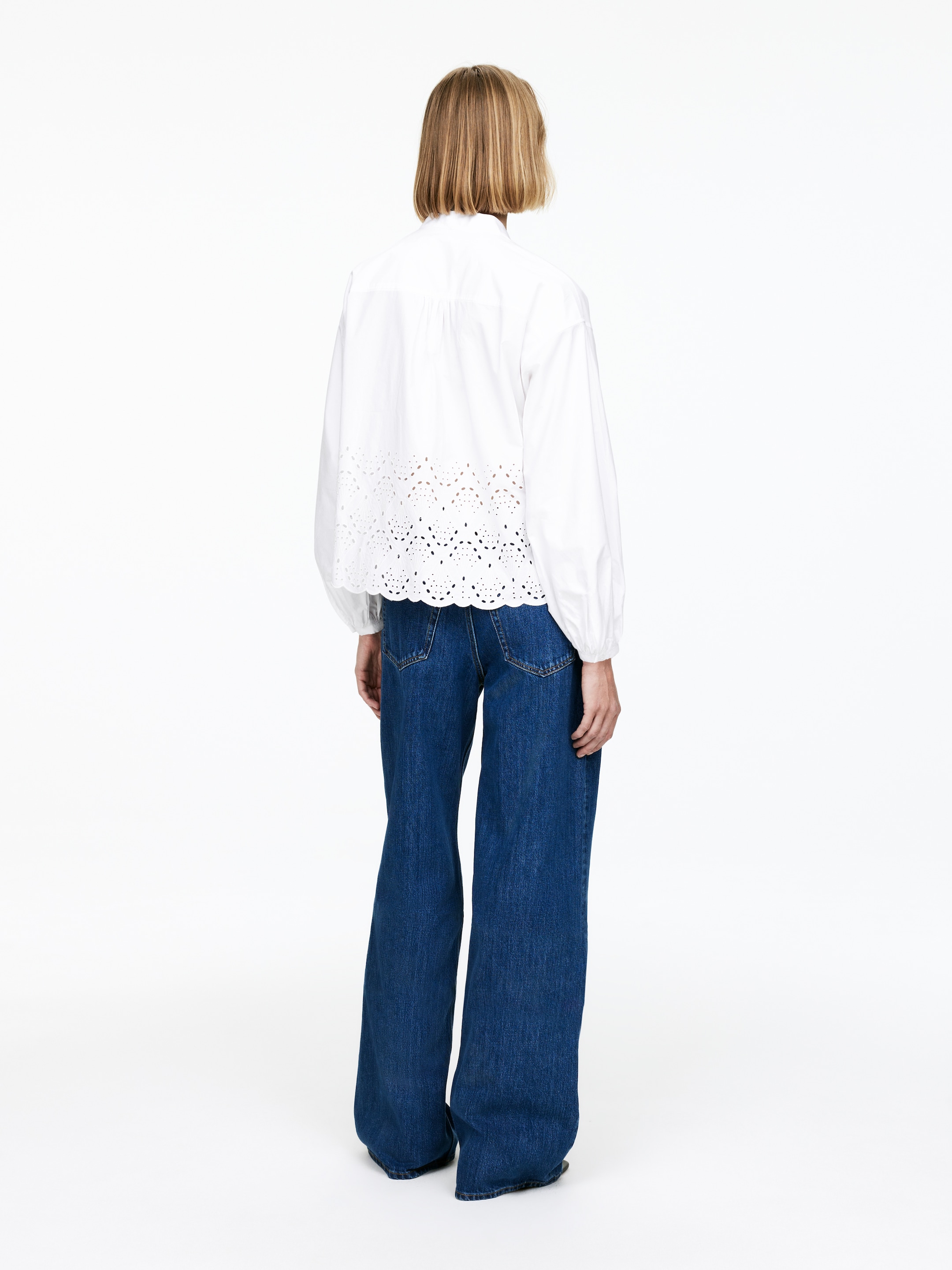 Grotere afbeelding bekijken: Blouse met broderie anglaise - Wit - DAMES | H&M BE 4