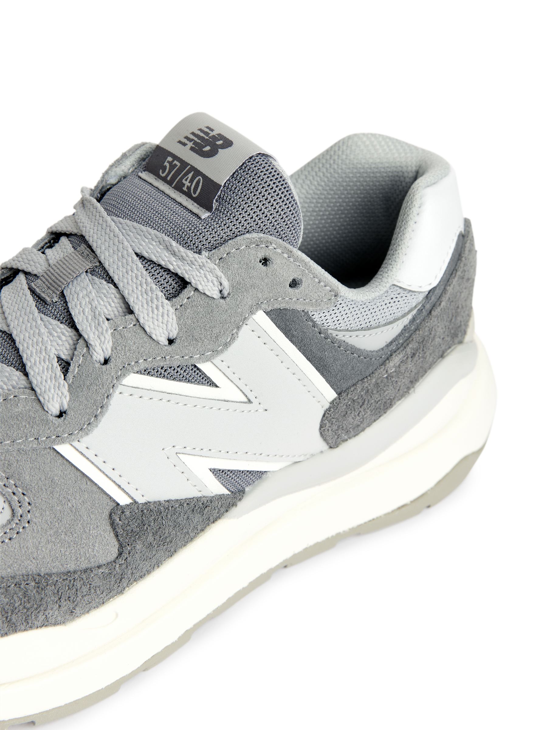 New Balance 5740 Trainers – Grey – Women – ARKET NO