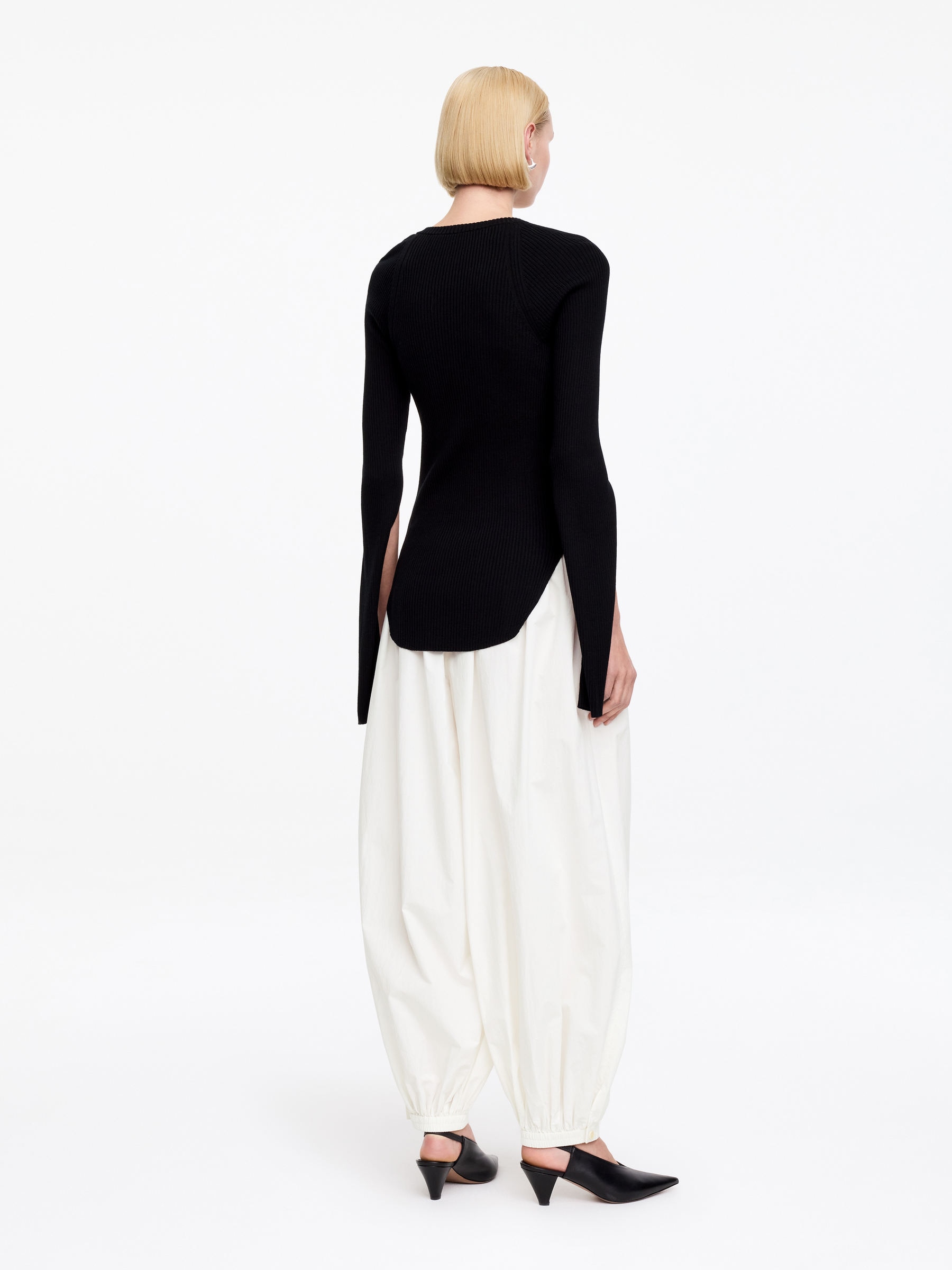 Balloon Cotton Trousers - White - Loose fit - Women - StillMedia/Lookbook - 4