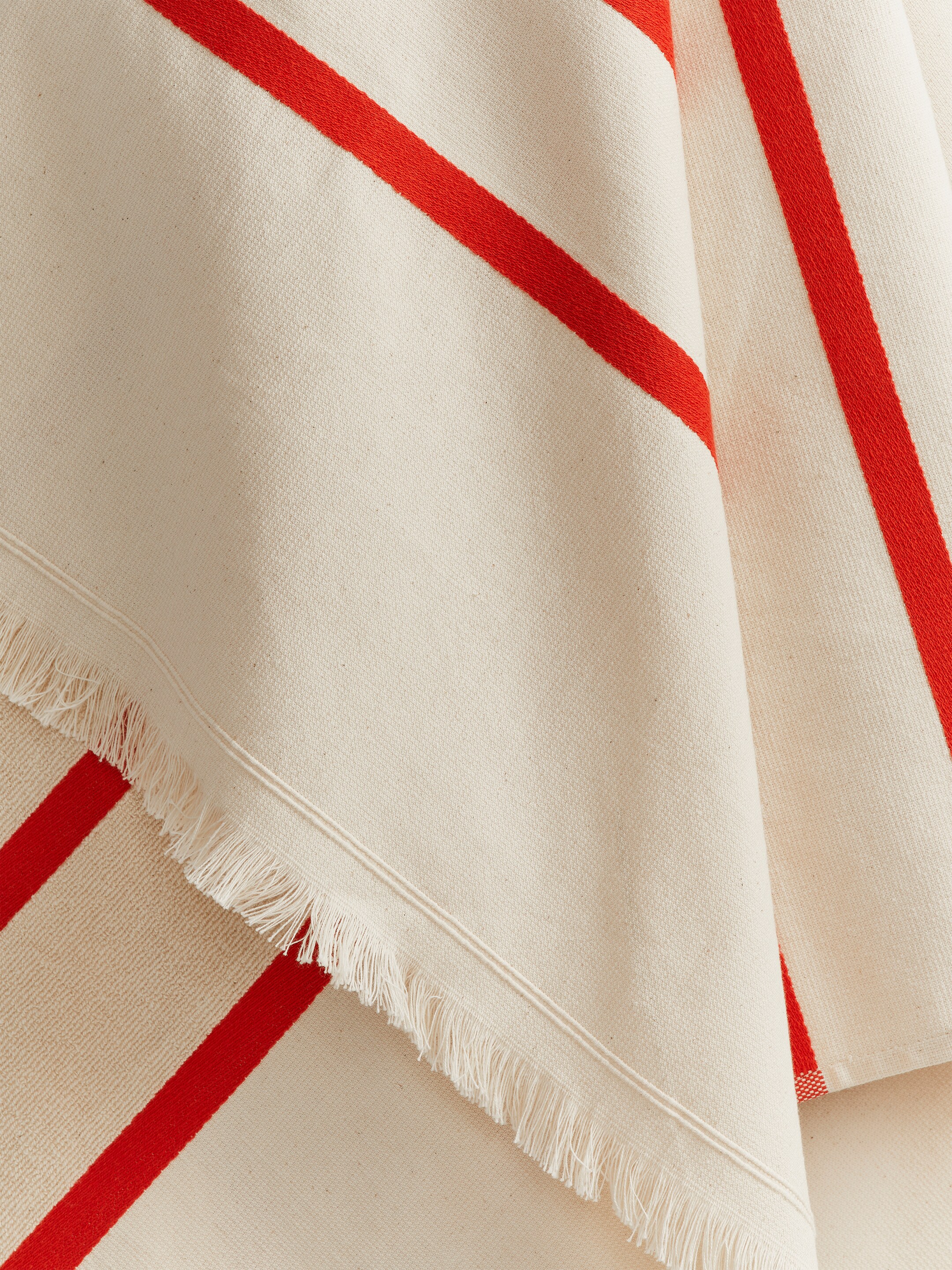 Se større billede: Badehåndklæde 100 x 180 cm - Hvid/rød - Home All | H&M DK 2