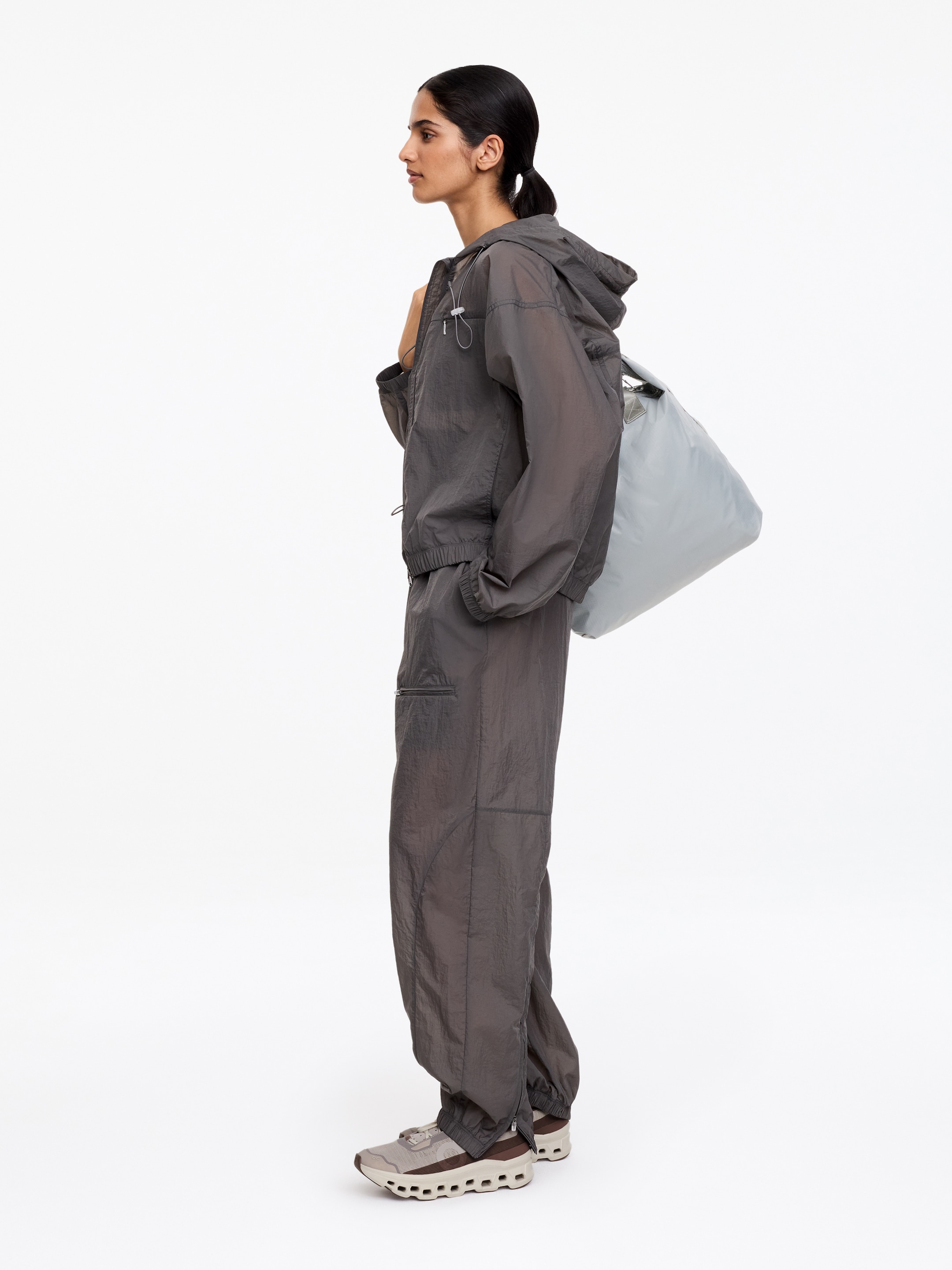 Zapatillas ON Cloudmonster Void - Morado/gris - Women - StillMedia/Lookbook - 9