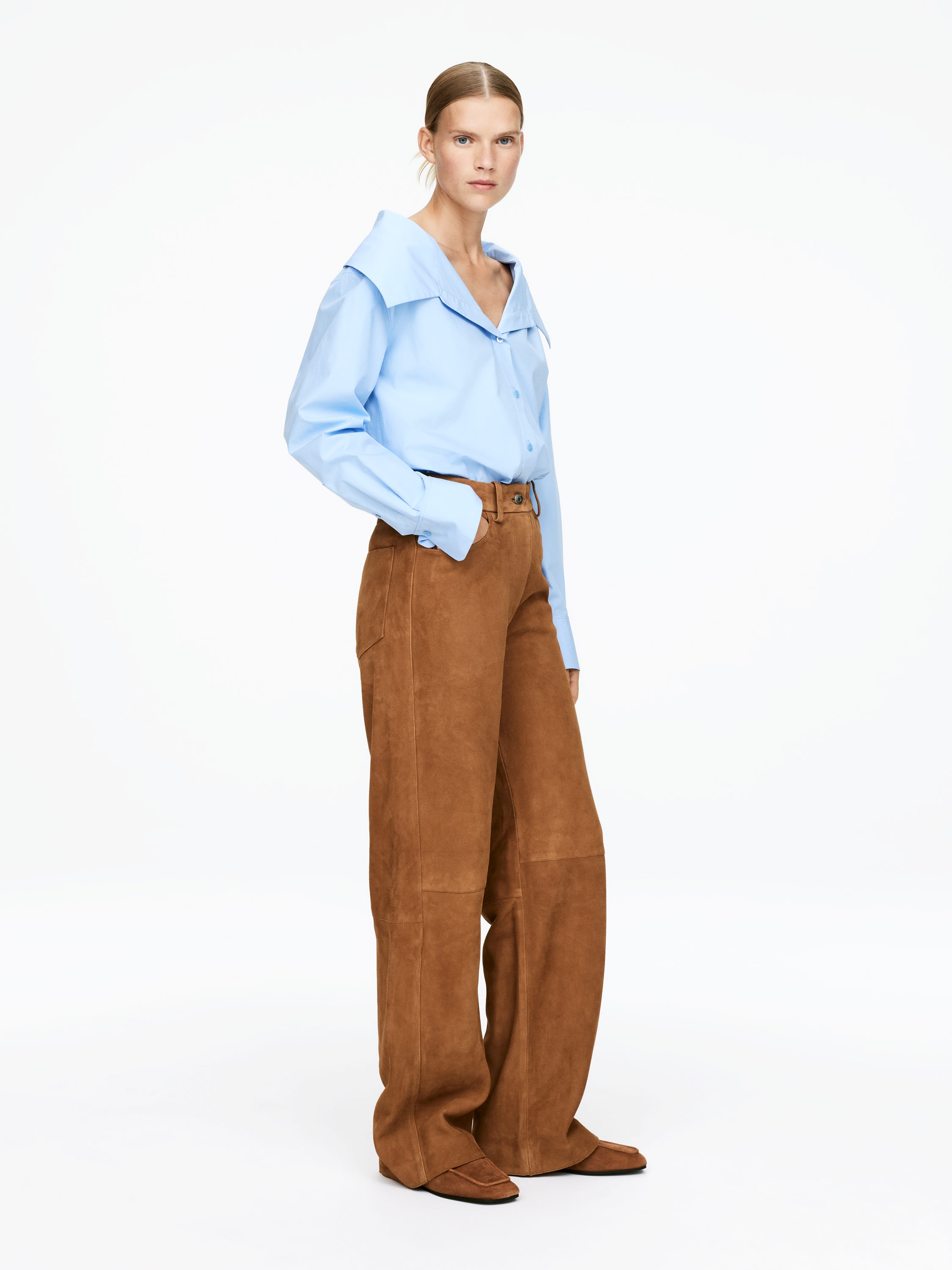 Relaxed Suede Trousers - Earthy Brown - Relaxed fit - Women - StillMedia/Lookbook - 4
