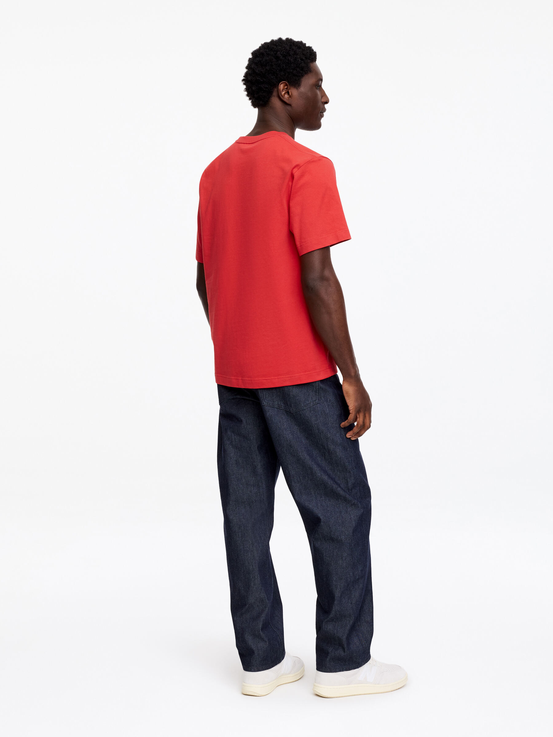 220 GSM Relaxed T-Shirt - Red - Regular fit - Men - StillMedia/Lookbook - 5