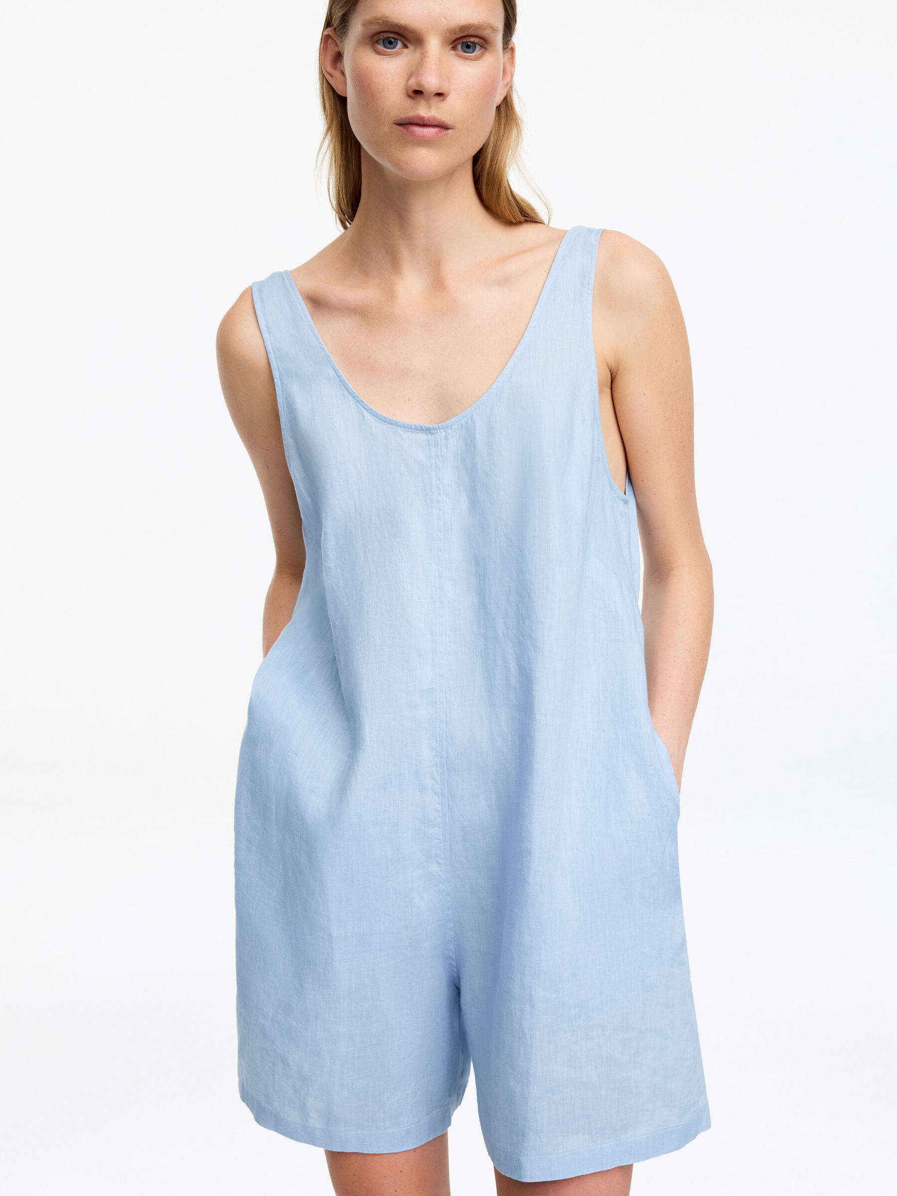 Short Linen Jumpsuit - Dusty blue - Regular fit - Women - StillMedia/Lookbook - 4