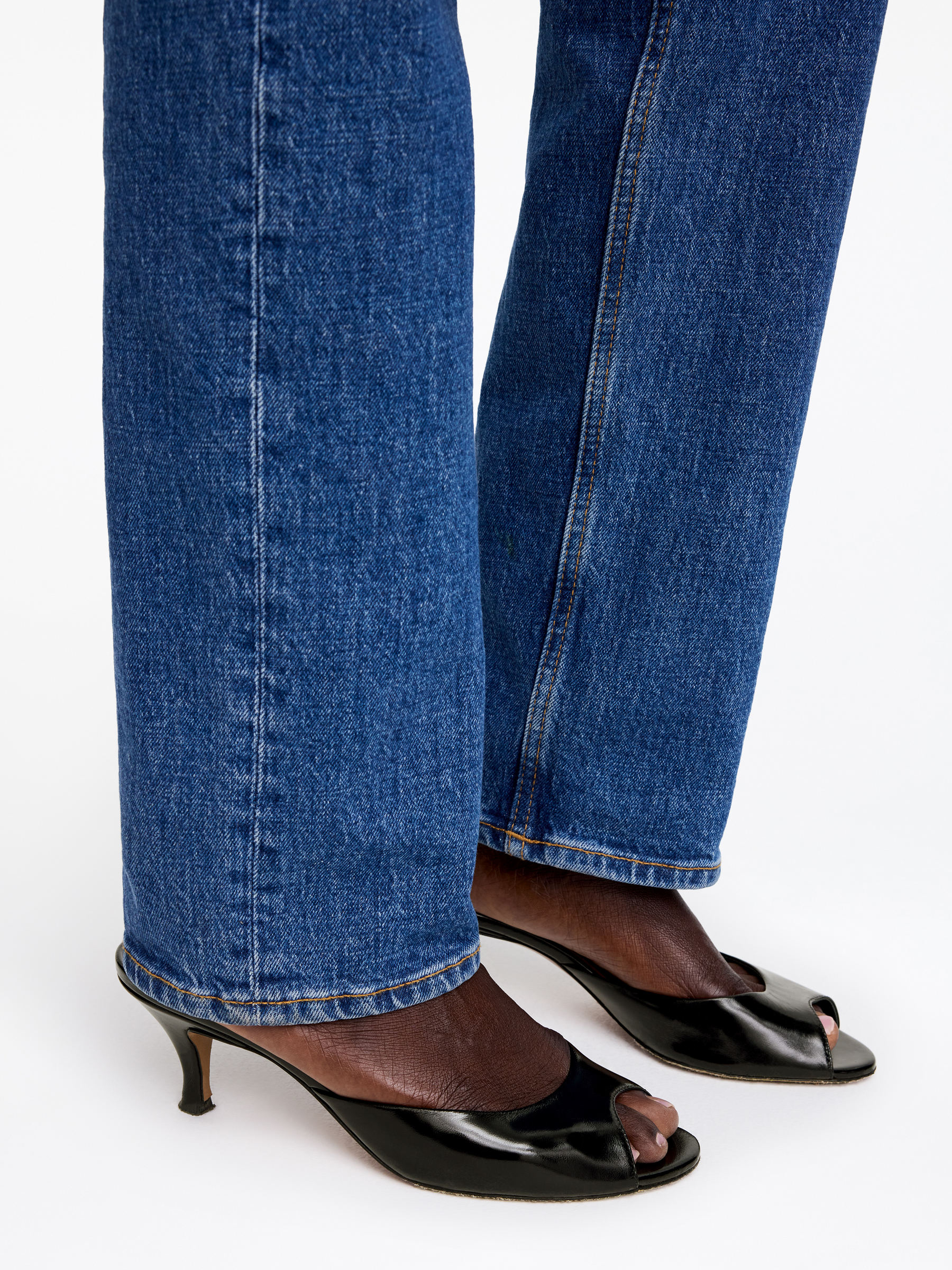 Peep-Toe Pumps - Black - Women - StillMedia/Lookbook - 7