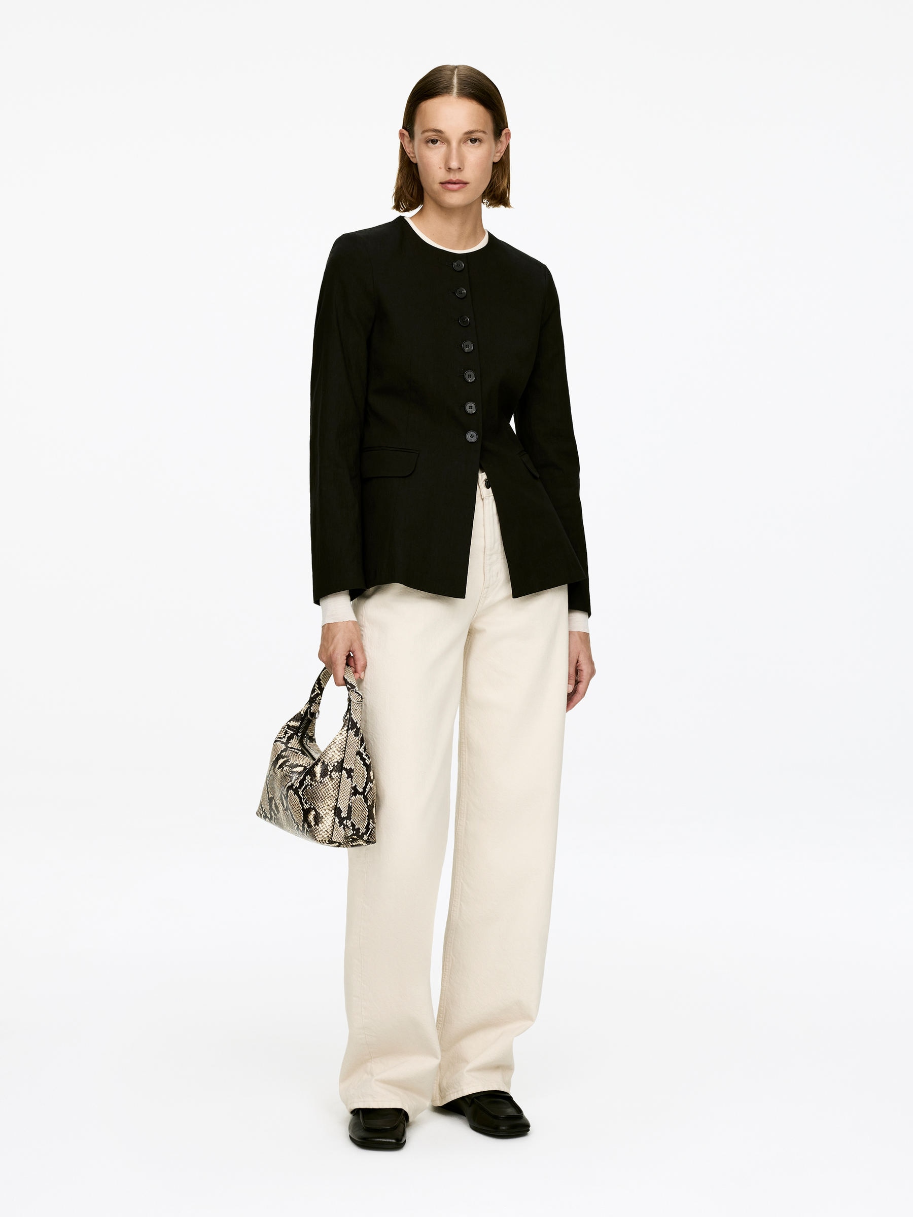 Ledertasche mit kastiger Form - Schwarz/Schlangenmuster - Damen - StillMedia/Lookbook - 2