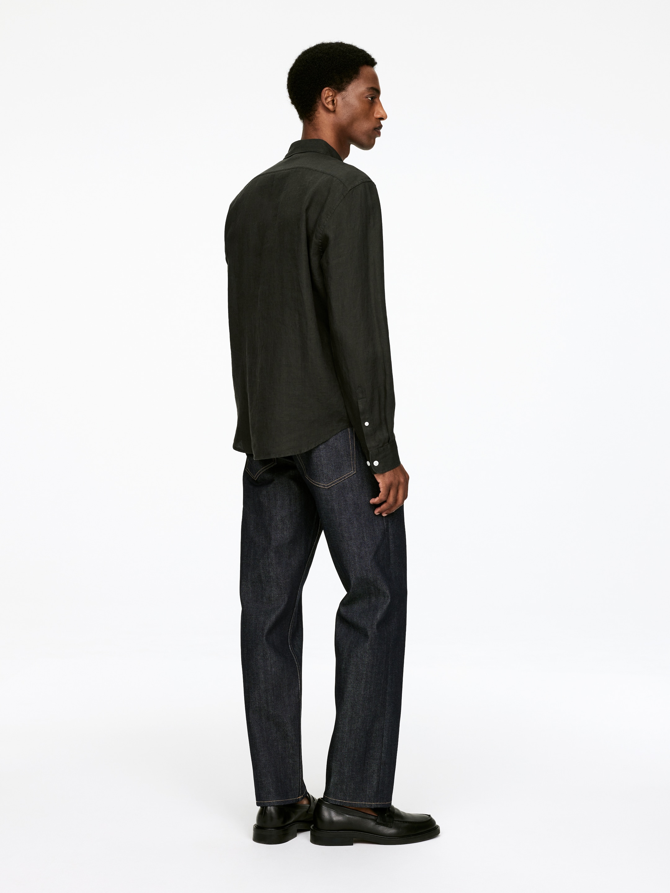 Größeres Bild anzeigen: Leinenhemd mit normaler Passform - Dunkelgrün - Men | H&M AT 3