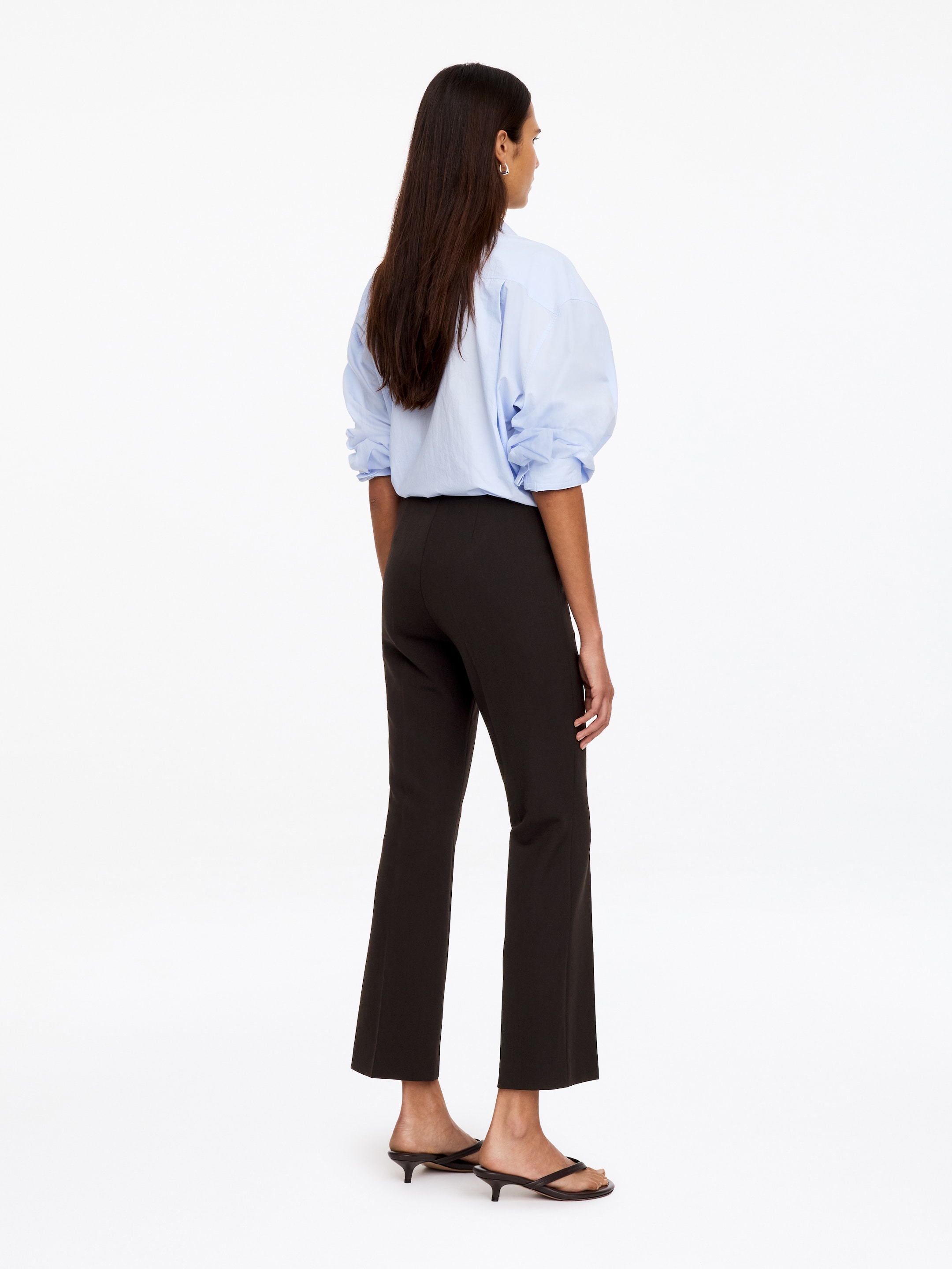 Cropped-Hose mit geradem Bein - Braun - Slim Fit - women - StillMedia/Lookbook - 3