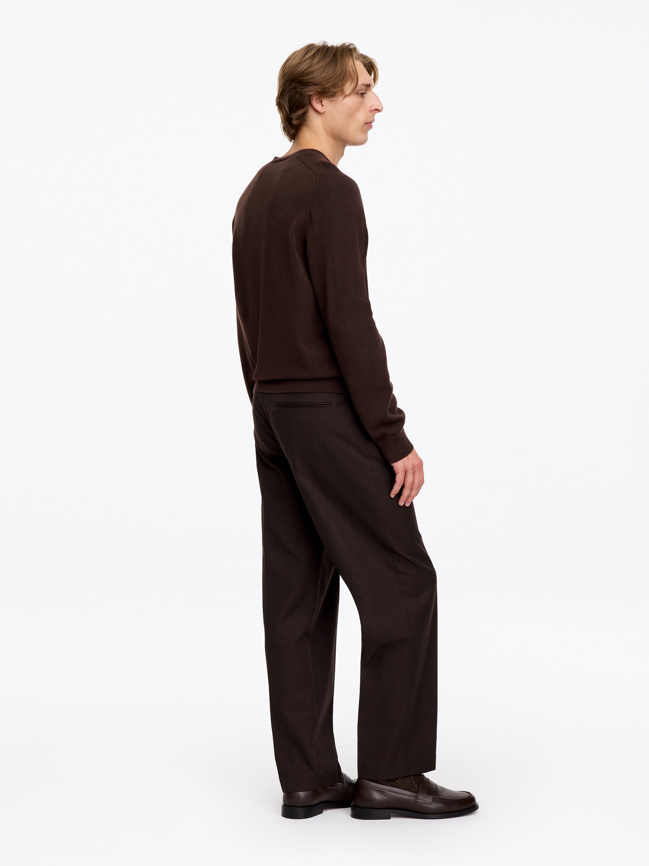 Relaxed Tailored Trousers - Dark Brown - Relaxed fit - men - StillMedia/Lookbook - 2