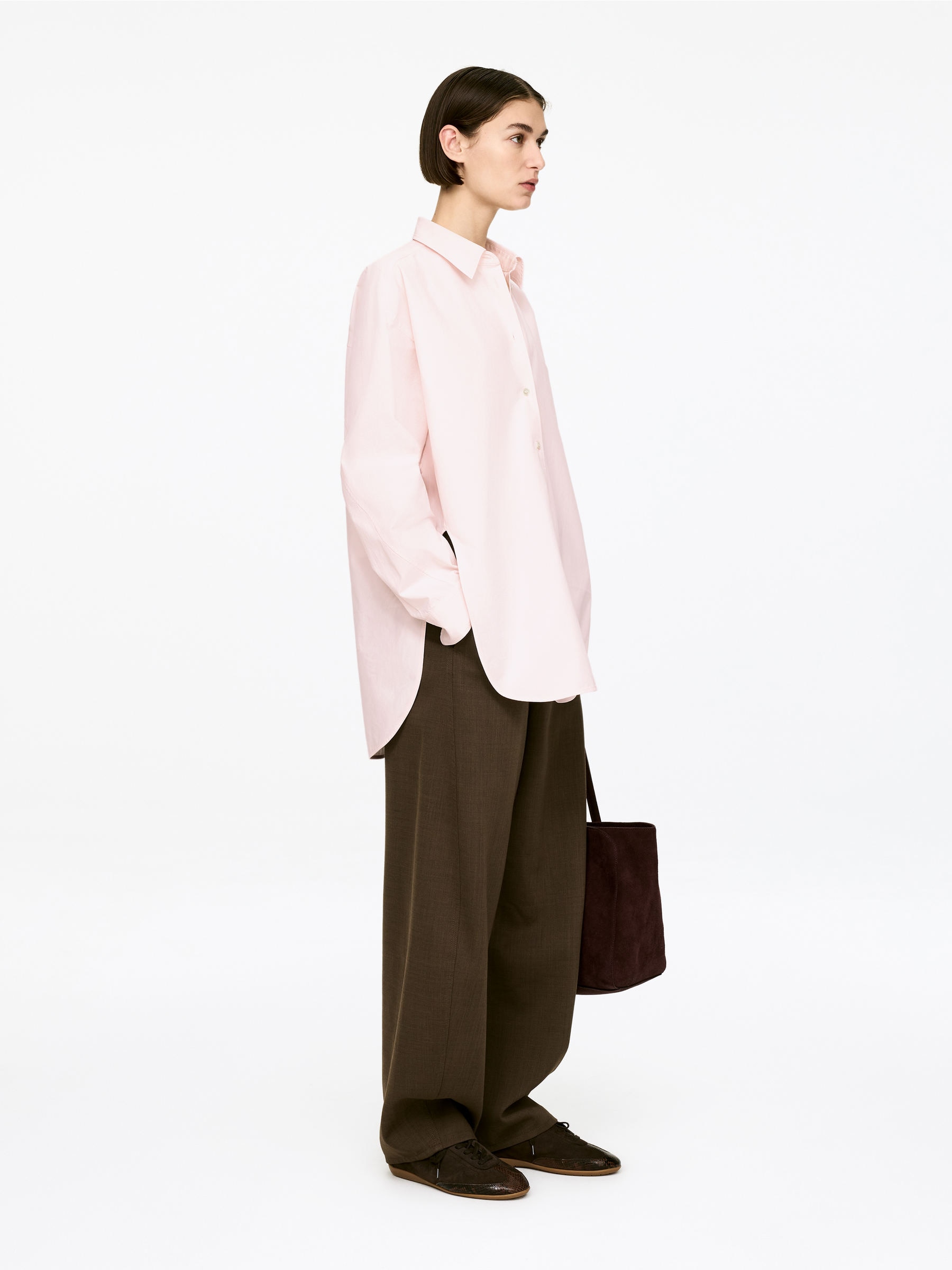 Curved Slit Shirt - Light Pink - Loose fit - Women - StillMedia/Lookbook - 5