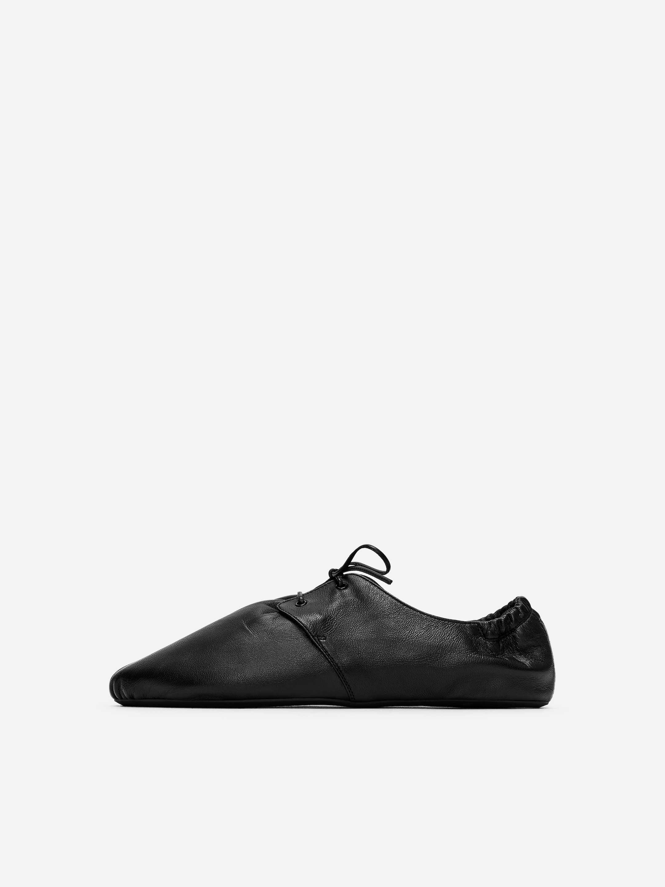 Soft Leather Lace-Up Shoes - Black - Women - StillMedia/DescriptiveStillLife - 4