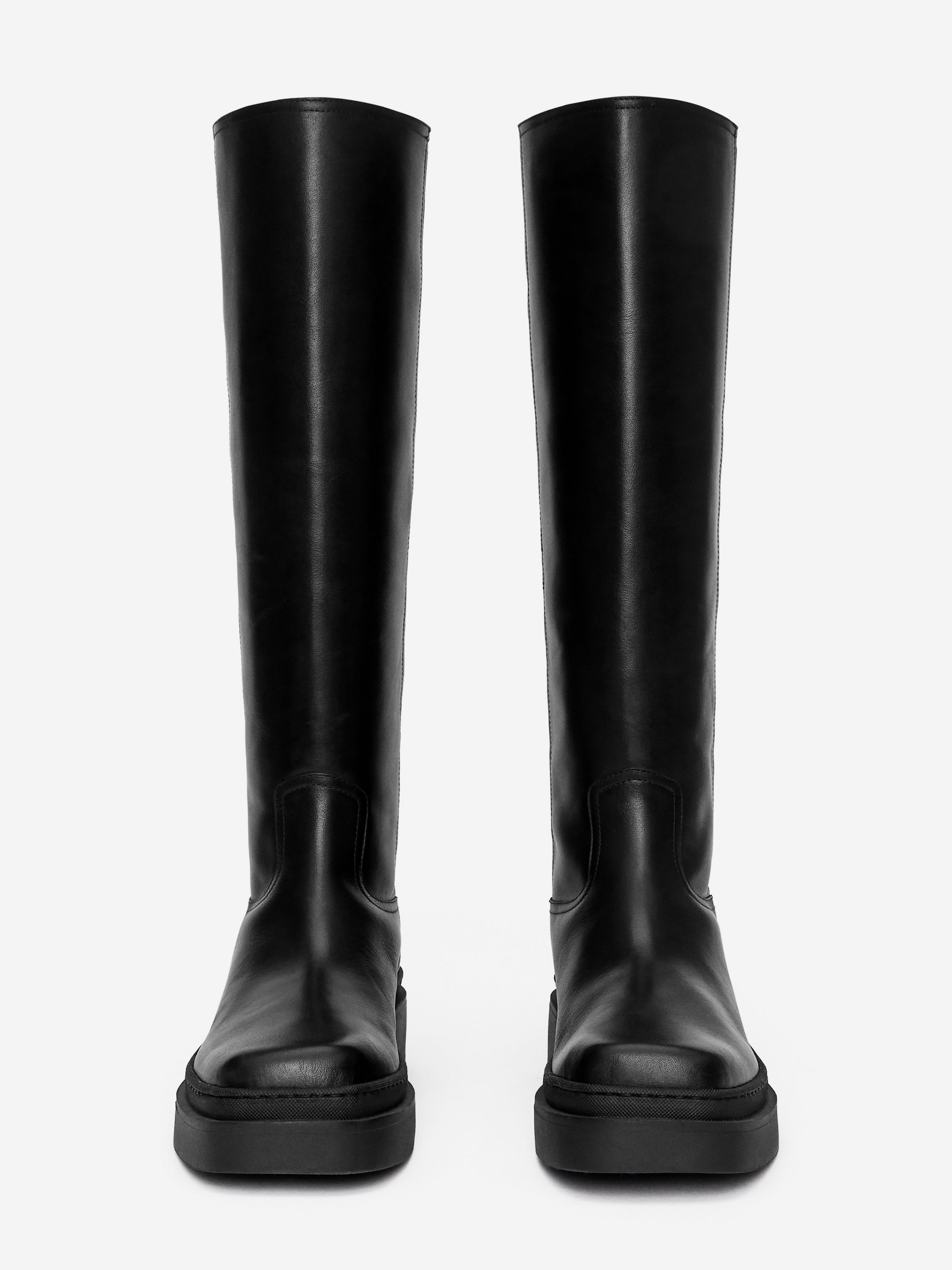 Below-The-Knee Leather Boots - Black - Women - StillMedia/DescriptiveStillLife - 5
