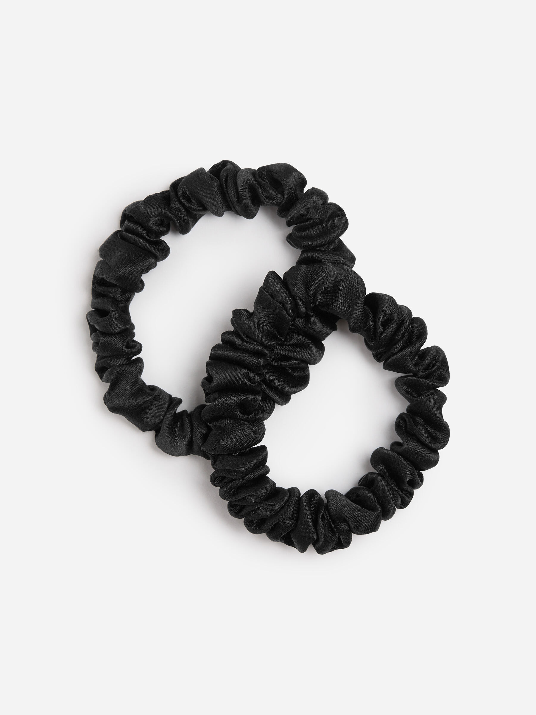 Silk Scrunchies - Black - Women - StillMedia/DescriptiveStillLife - 4