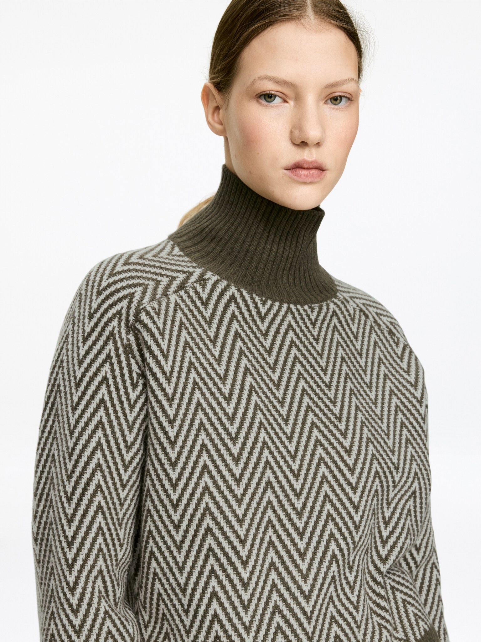 Jacquard-strikket ullgenser - Khakigrønn - 5