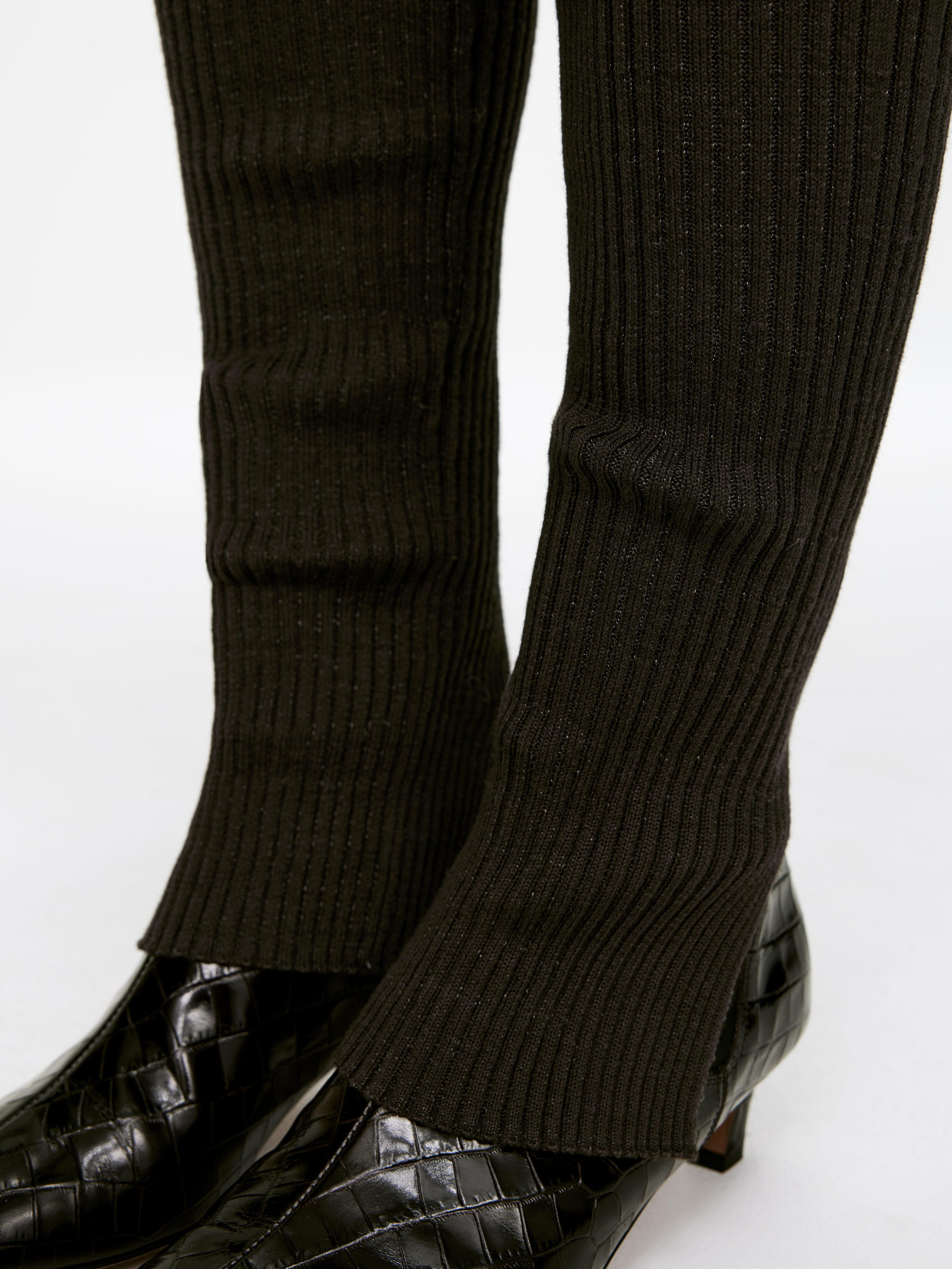 Rib-Knitted Leggings - Dark Brown - Slim fit - Women - StillMedia/Lookbook - 4
