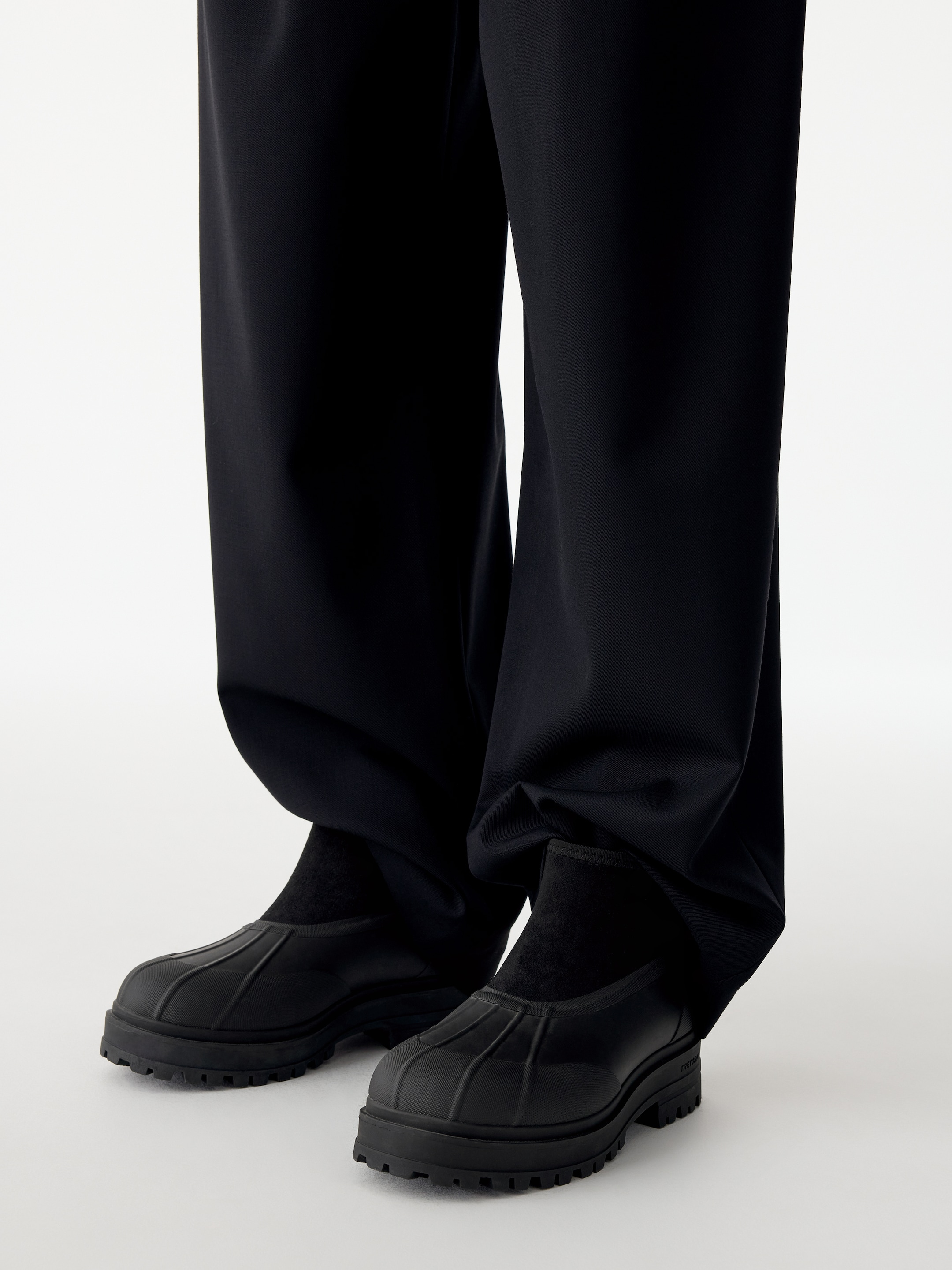 Tretorn Avan Hybrid Boots - Black - women - StillMedia/Lookbook - 12