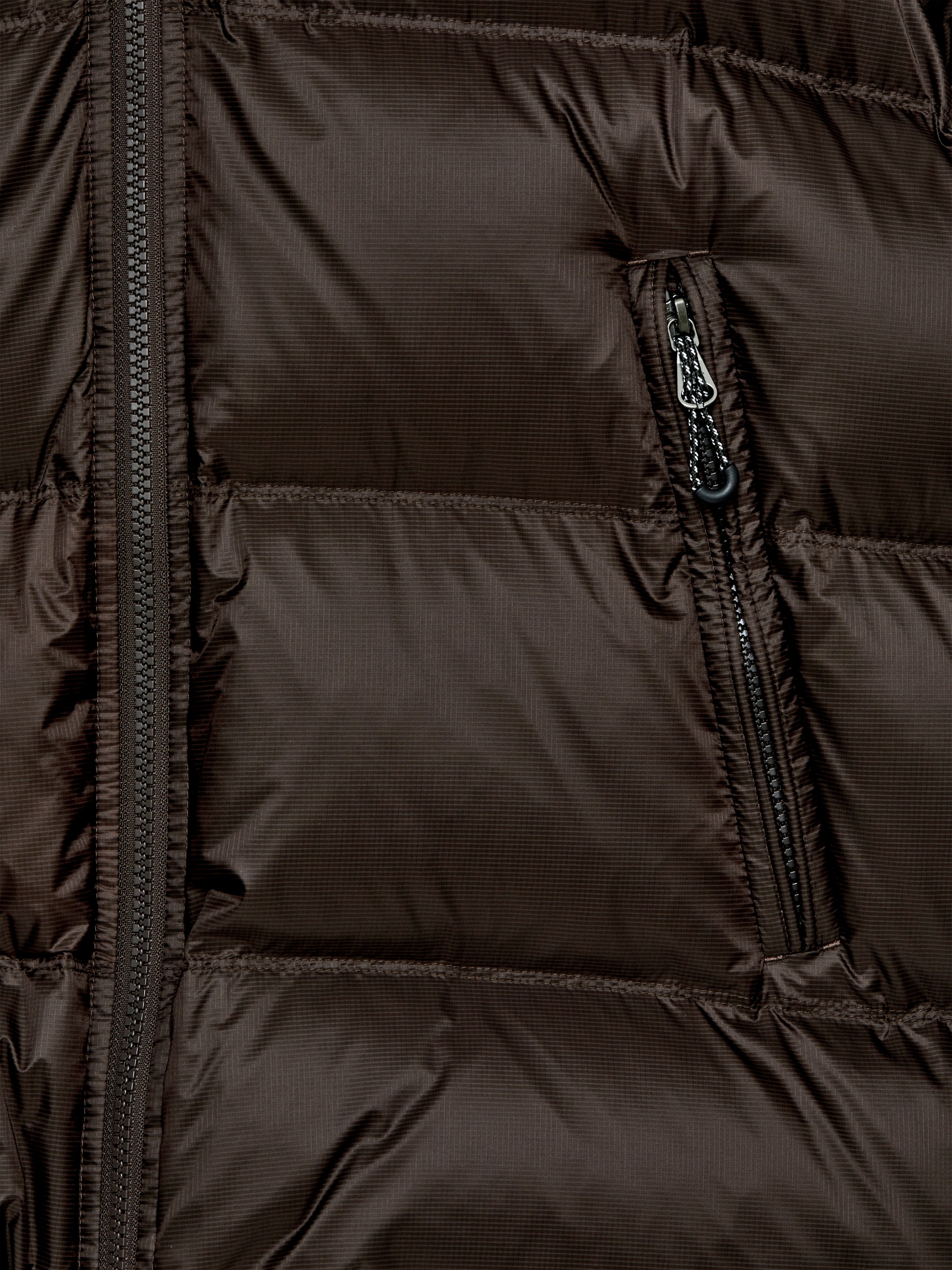 Upcycled Down Sporty Jacket - Dark Mole - Regular fit - Men - StillMedia/DescriptiveDetail - 2
