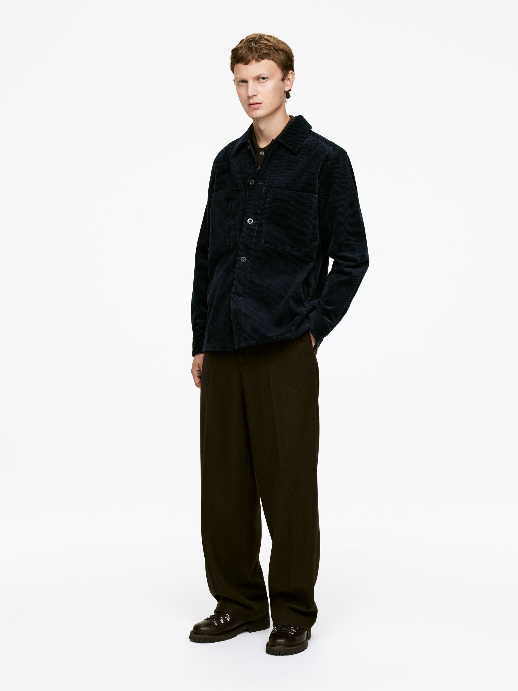 Corduroy Overshirt - Dark Blue - Regular fit - Men - StillMedia/Lookbook - 8