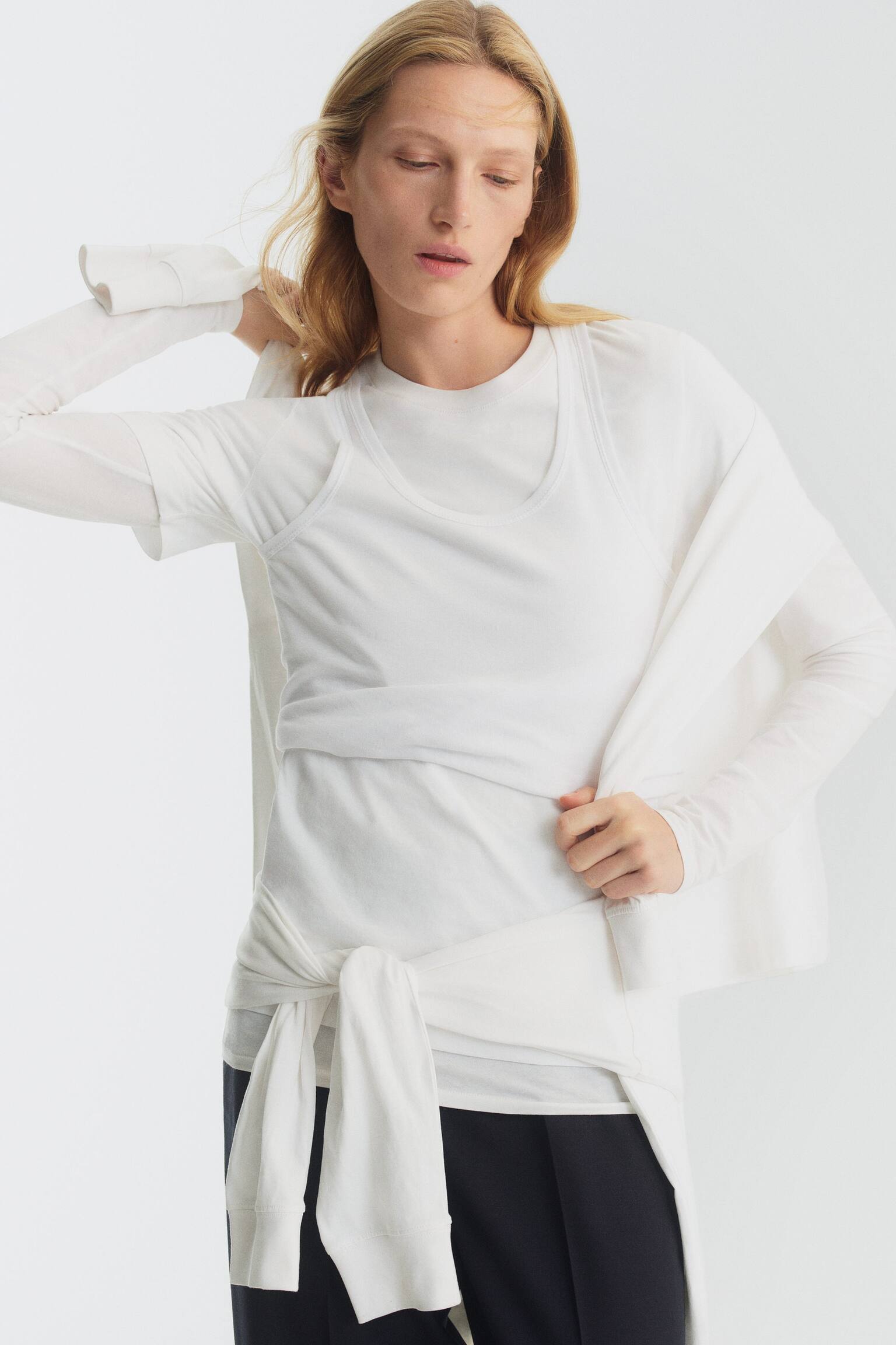 LILY T-shirt - Vit/Rosa/lila/Svart/Röd/Grå/Melange/Vit/mörkblå/Röd/vit/Rosa/Vinröd - 6