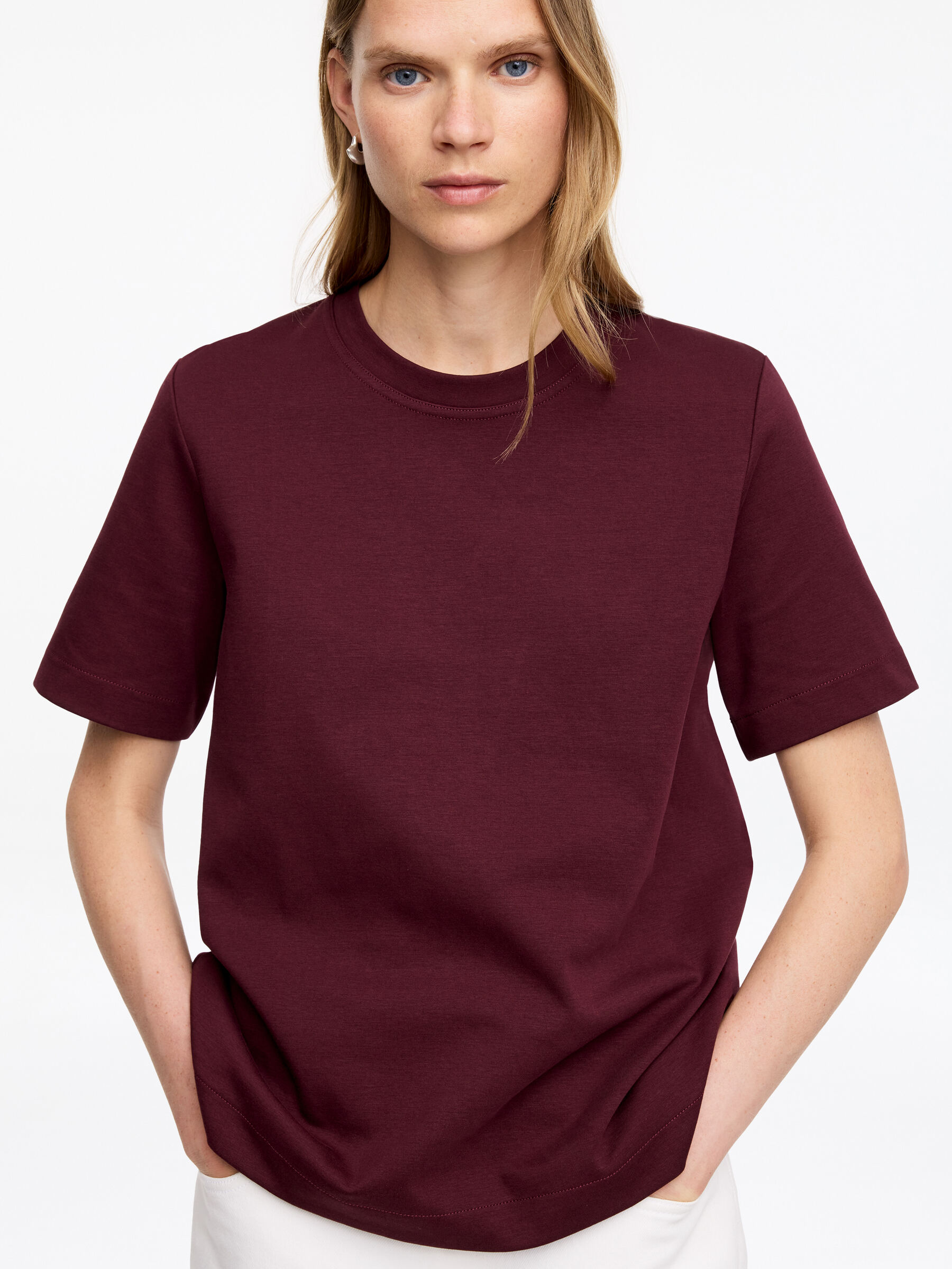 Signature Constructed T-Shirt - Burgundy - Regular fit - Women - StillMedia/Lookbook - 5