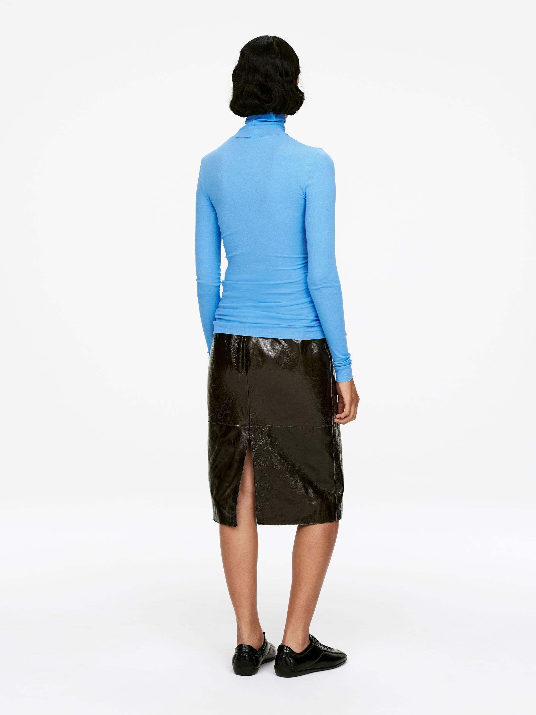 Roll-Neck Cotton Top - Blue - Slim fit - Women - StillMedia/Lookbook - 7