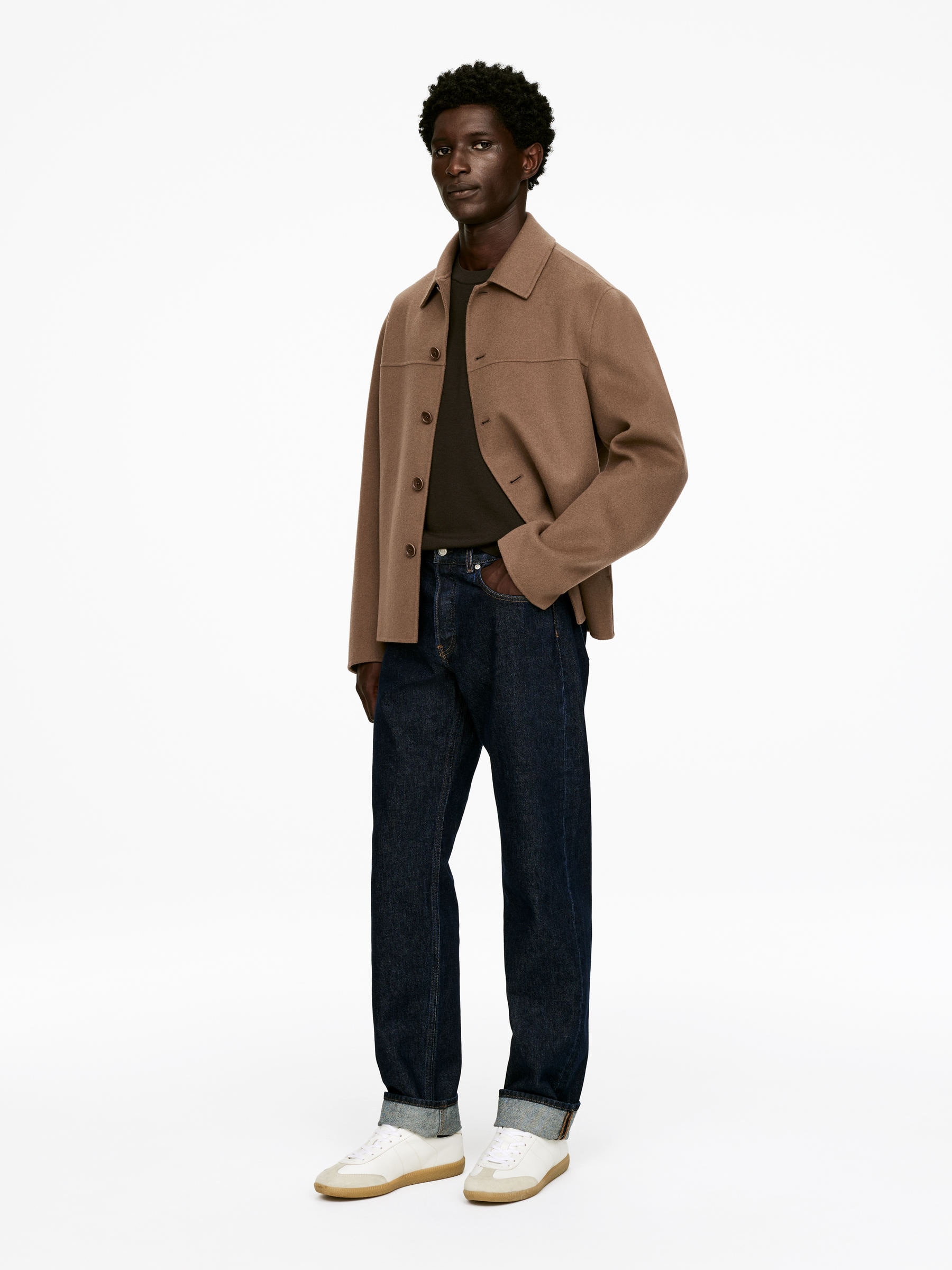 Jersey de punto fino en lana merino - Marrón oscuro - Corte estándar - Men - StillMedia/Lookbook - 11