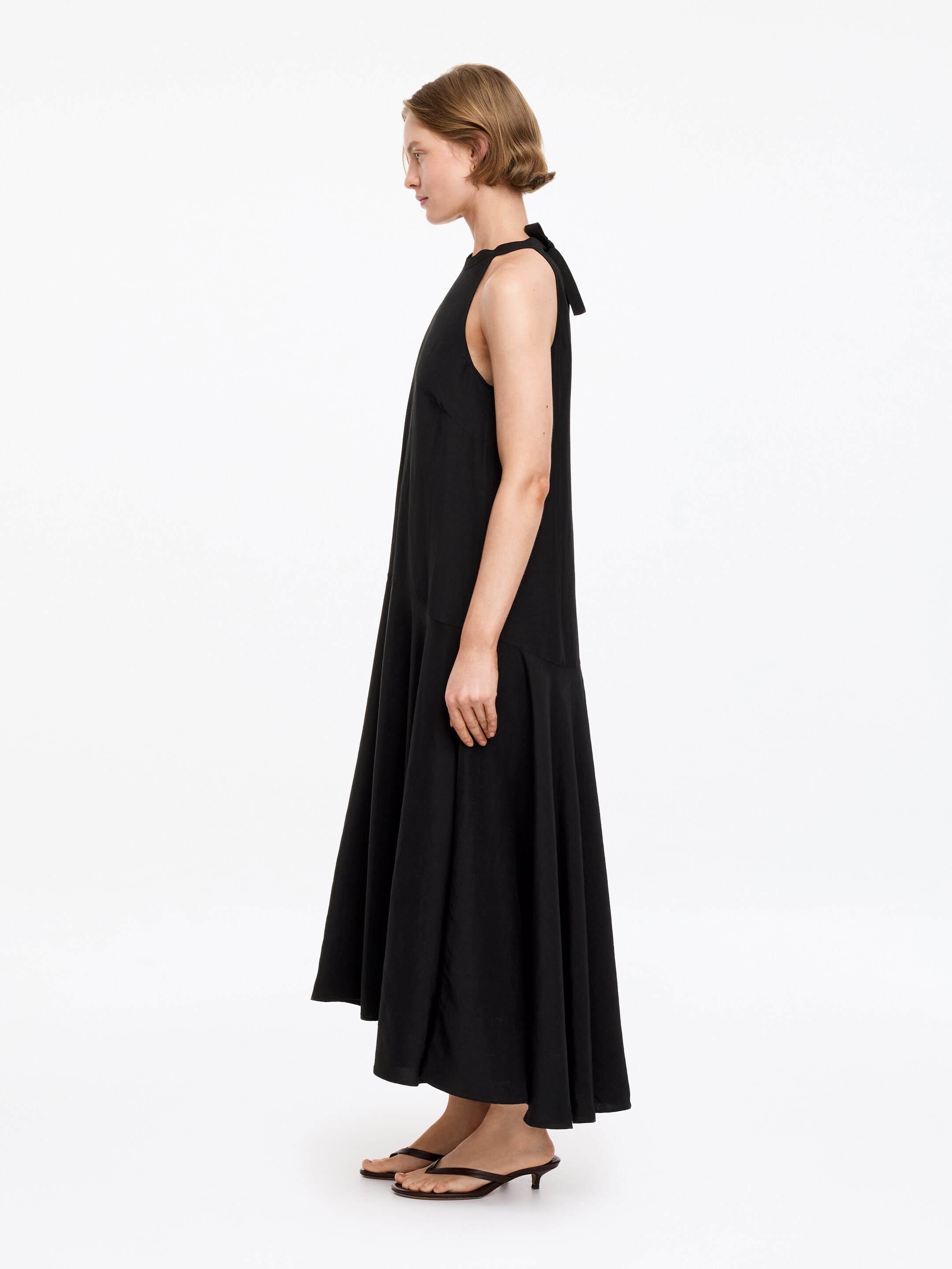 Neckholder-Kleid - Schwarz - Regular Fit - Damen - StillMedia/Lookbook - 4