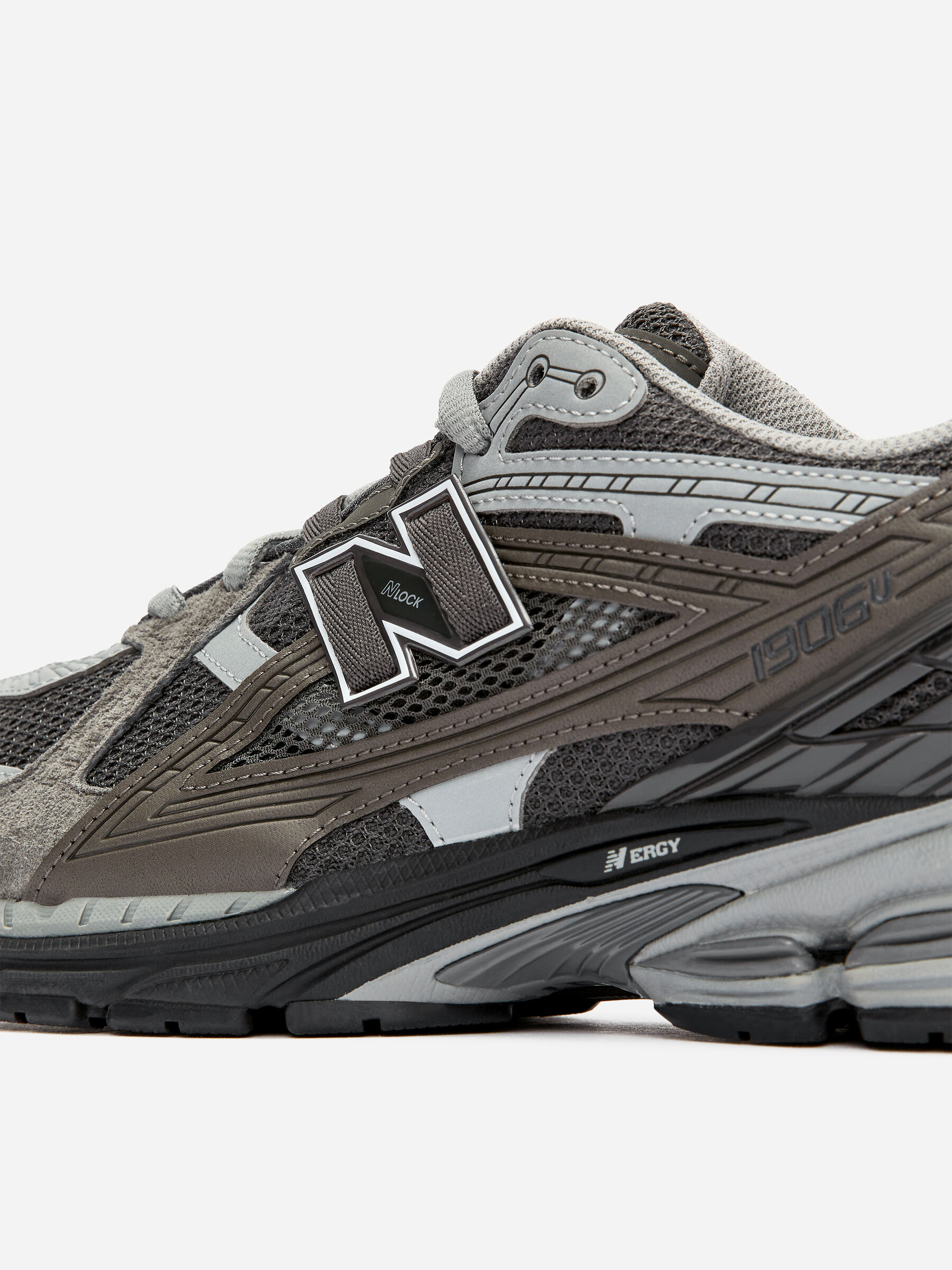 New Balance 1906R Trainers - Grey - Men - StillMedia/DescriptiveDetail - 1