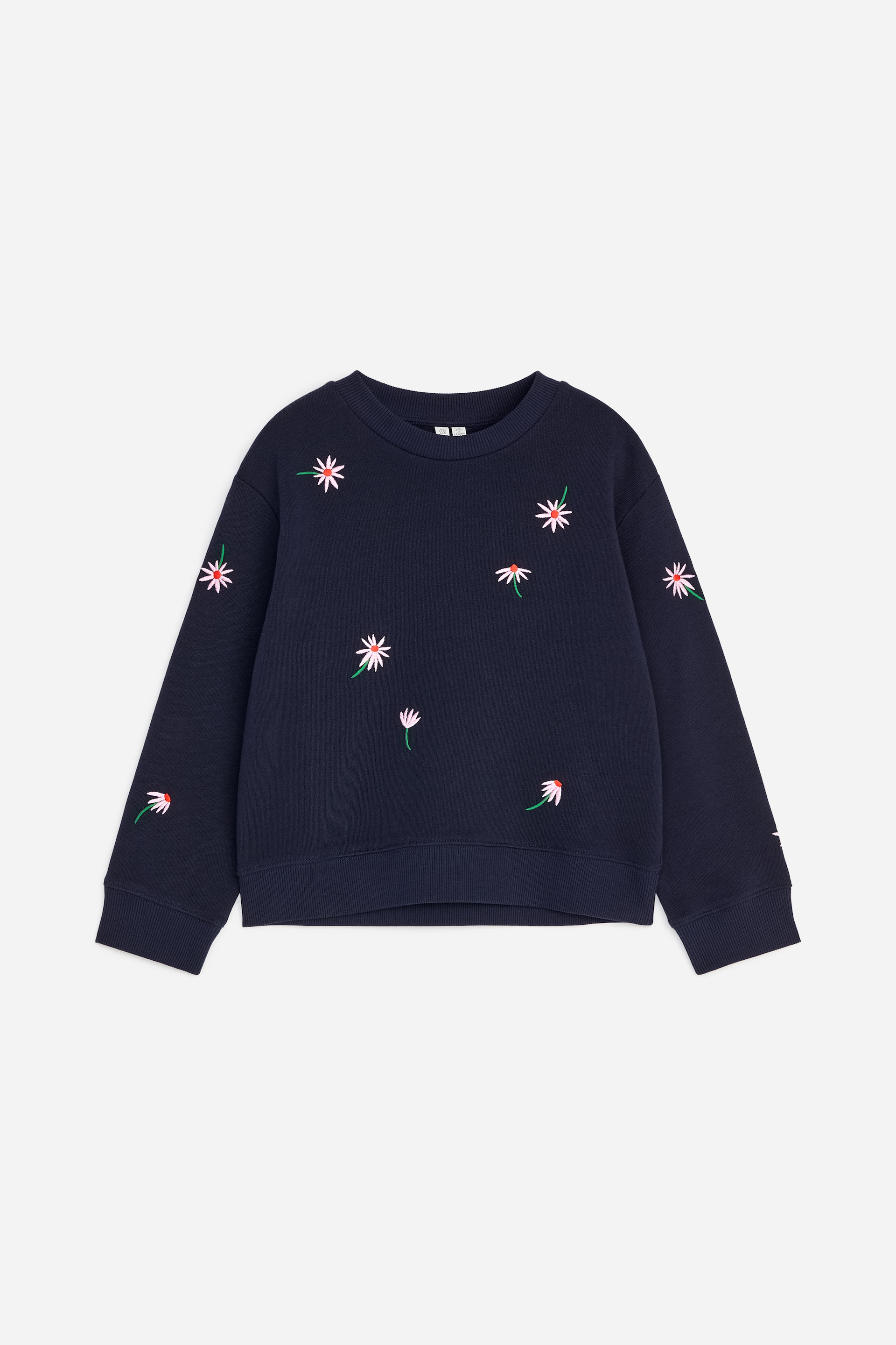 Visualizza l'immagine ingrandita: La felpa girocollo blu navy è presentata frontalmente, caratterizzata da ricami floreali bianchi, rosa e rossi sparsi con steli verdi, e dotata di polsini e orlo a coste.