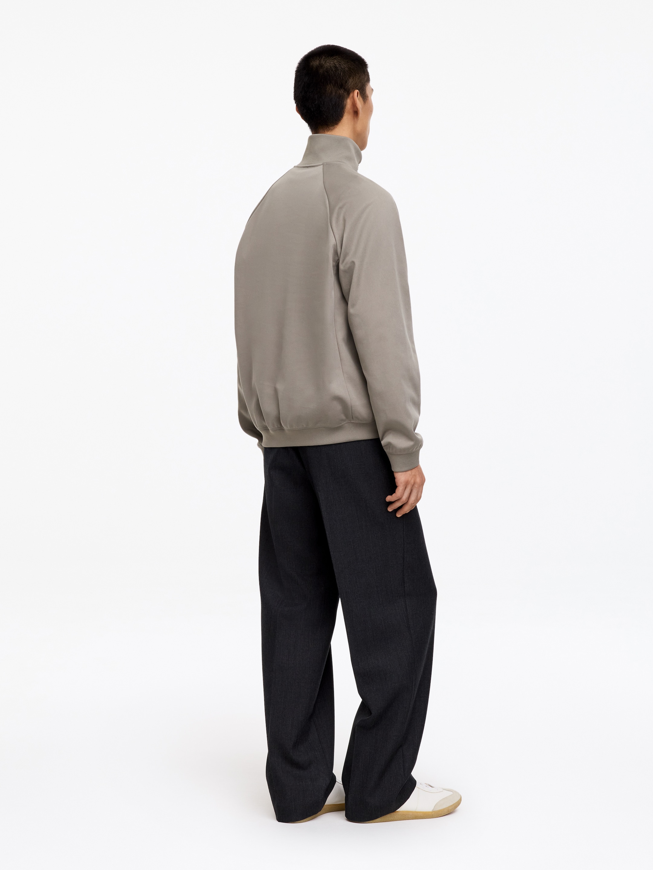 Tracksuit Sweatshirt - Grey - Relaxed fit - Men - StillMedia/Lookbook - 4