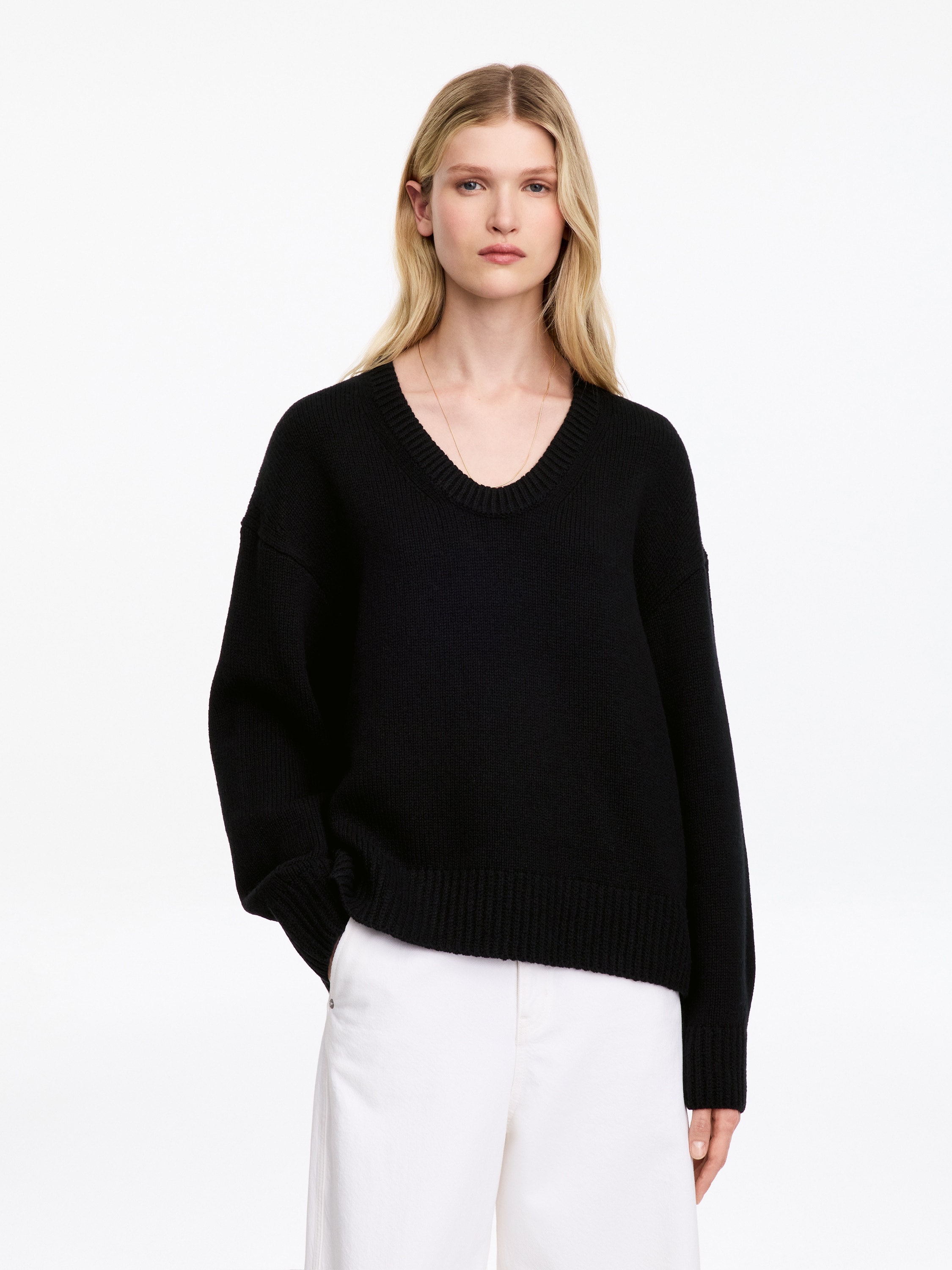 Lockerer Wollpullover - Schwarz/Beige/Rosa