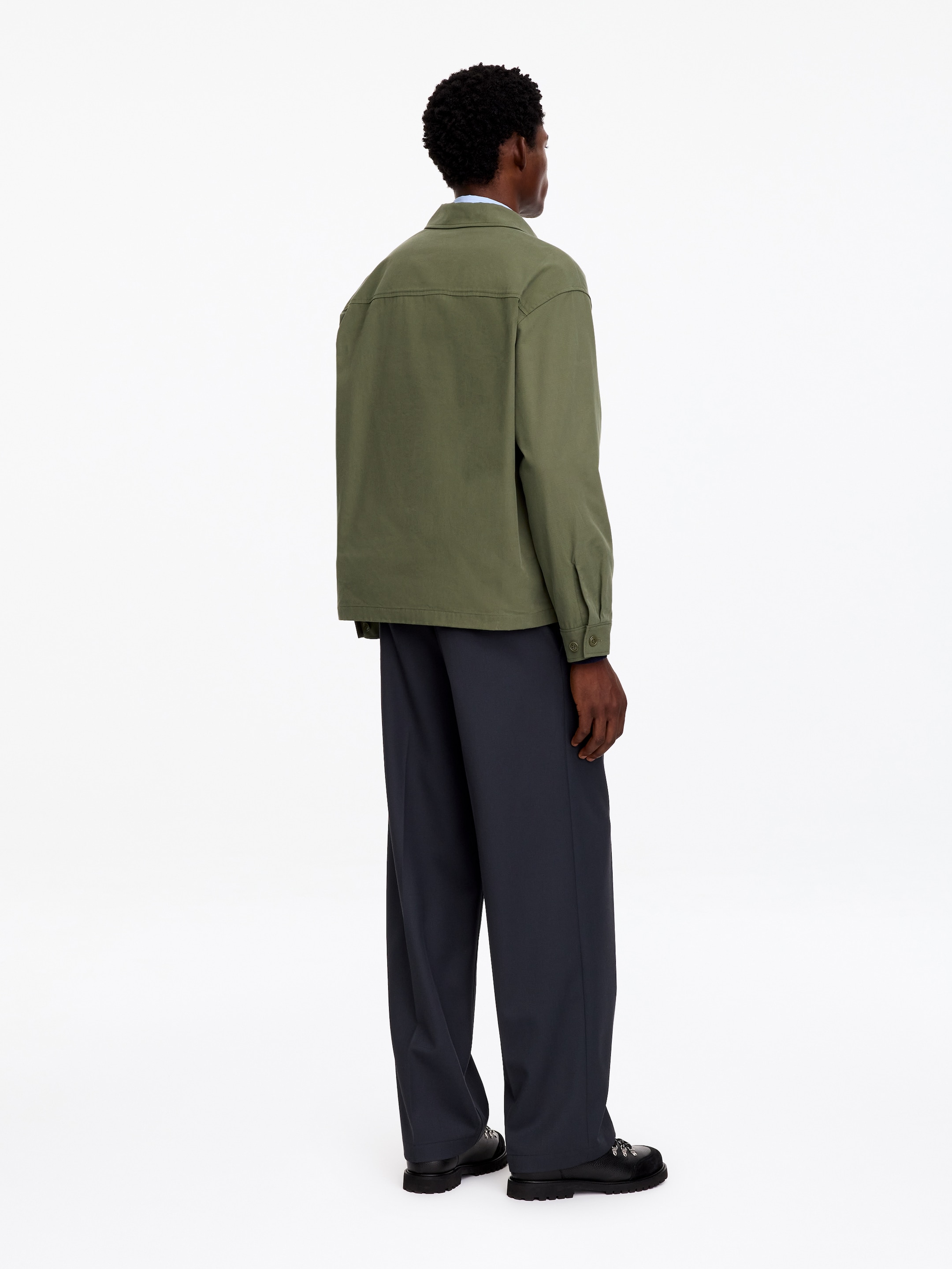 Bawełniana koszula wierzchnia - Zielony khaki - Fason normalny - men - StillMedia/Lookbook - 6