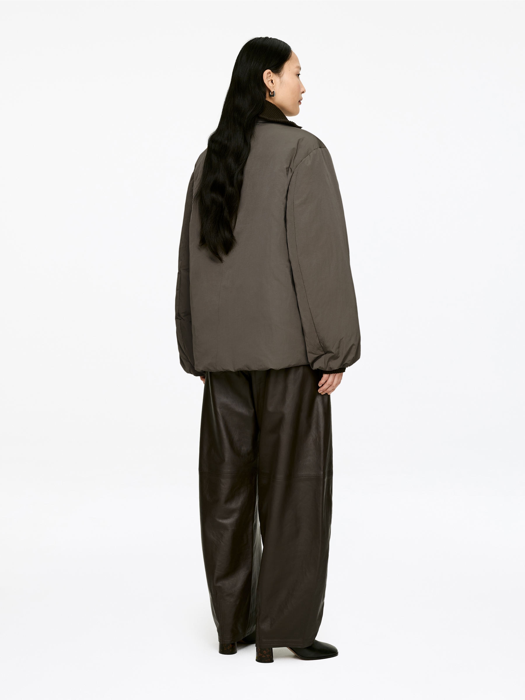 Veste Upcycled Down - Taupe - Regular fit - Femme - StillMedia/Lookbook - 5