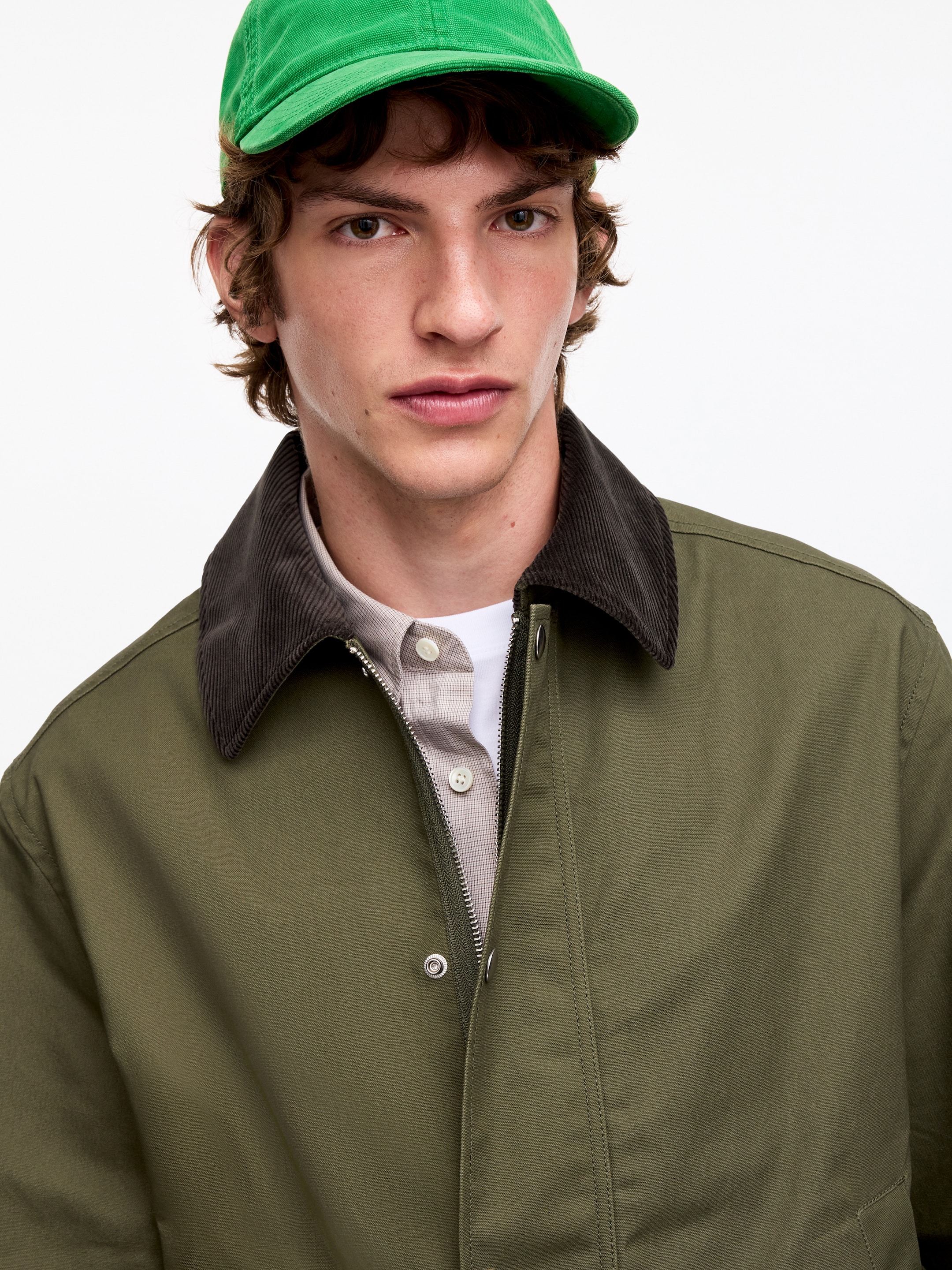 Short Waxed Jacket - Khaki Green - Regular fit - men - StillMedia/Lookbook - 7