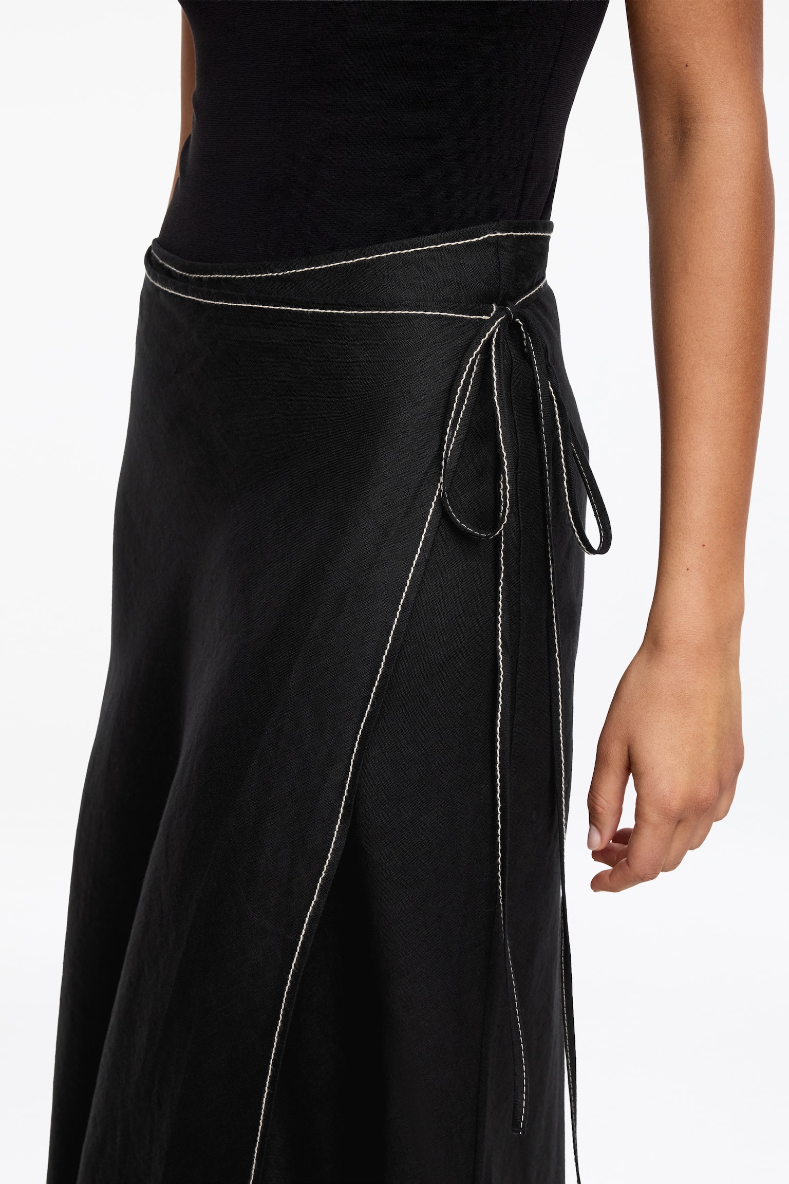 Omslagsskjørt i lin - Black/Rød - 4