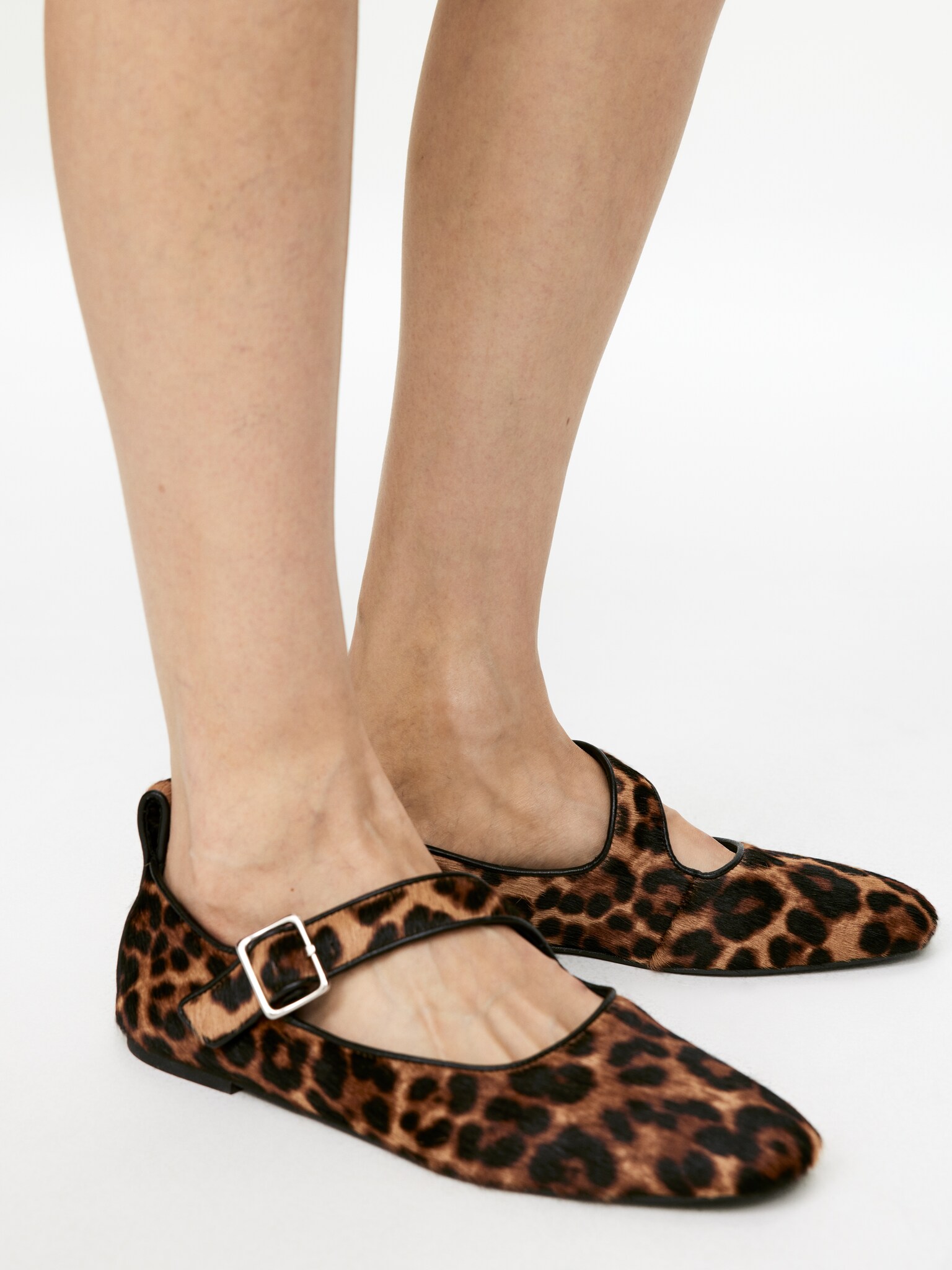 Mary Jane Leather Flats - Brown/Black