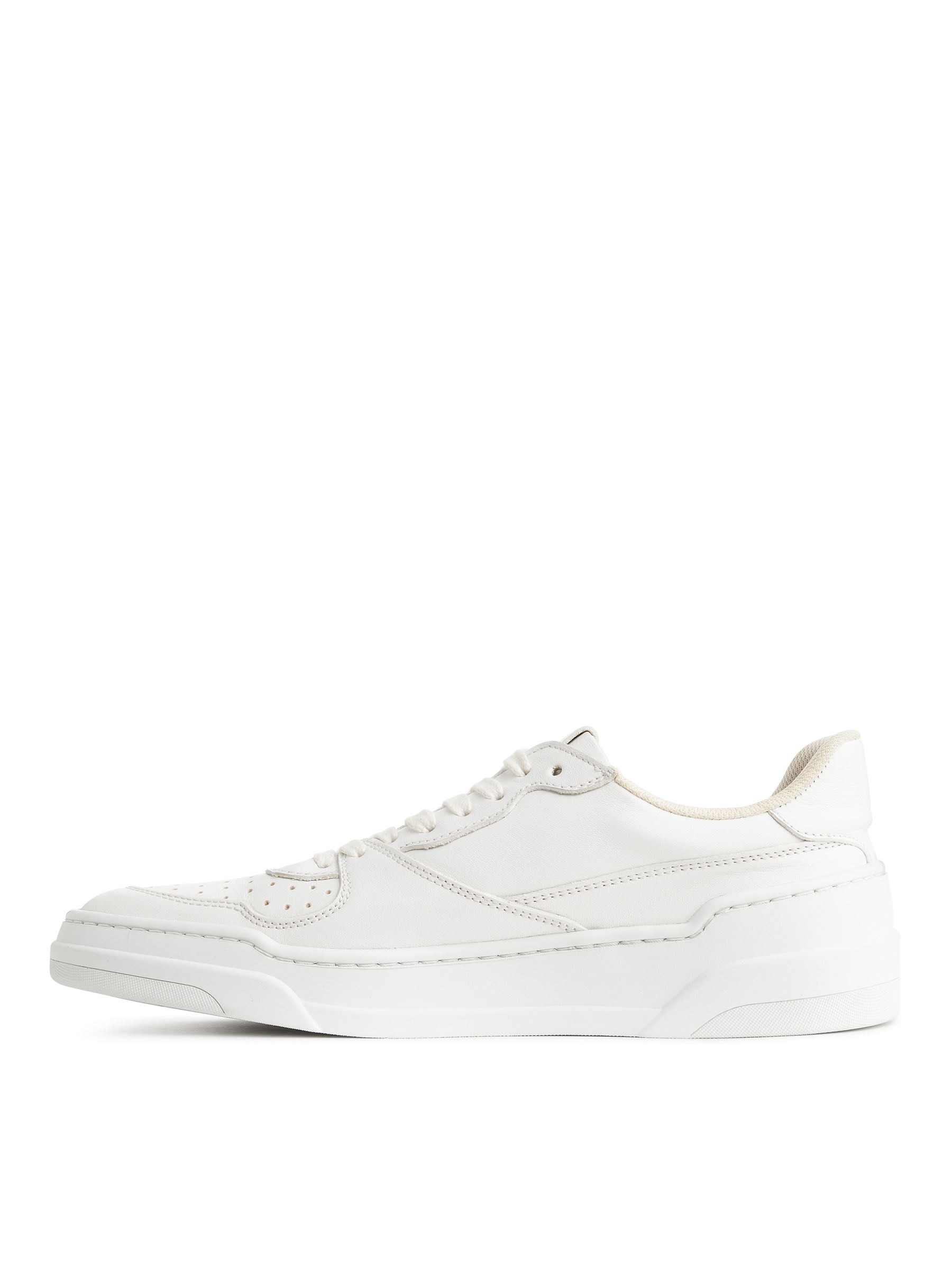 Leather Trainers - White - Men - StillMedia/DescriptiveStillLife - 1