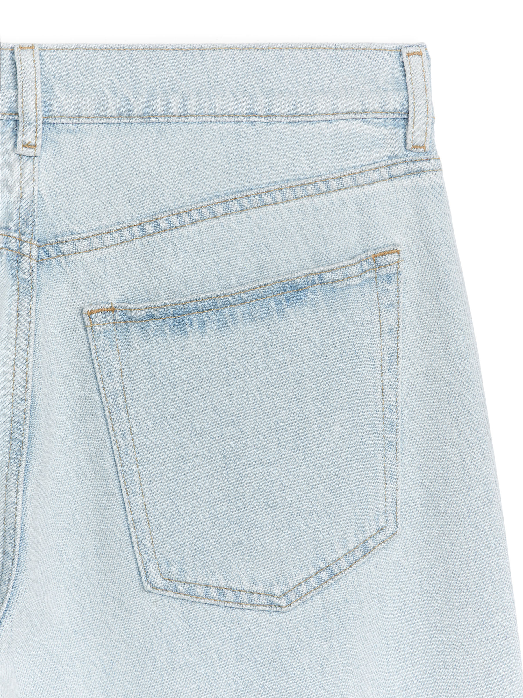 CLOUD Loose Wide Jeans - Light Blue - Relaxed fit - Women - StillMedia/DescriptiveDetail - 2