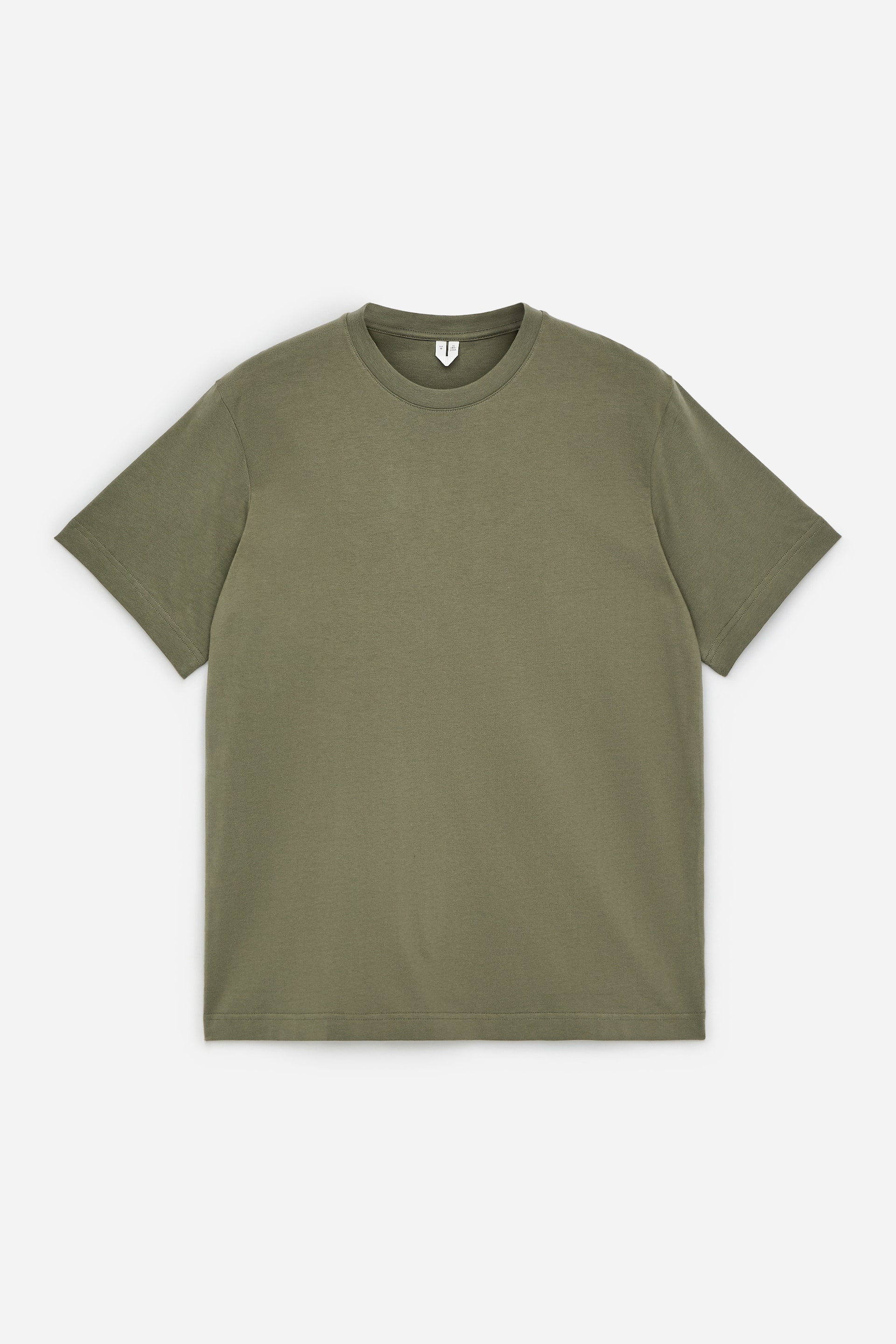 Visualizza immagine più grande: Una T-shirt verde oliva viene presentata FRONTE, mostrando una vestibilità rilassata con girocollo a costine e maniche corte.