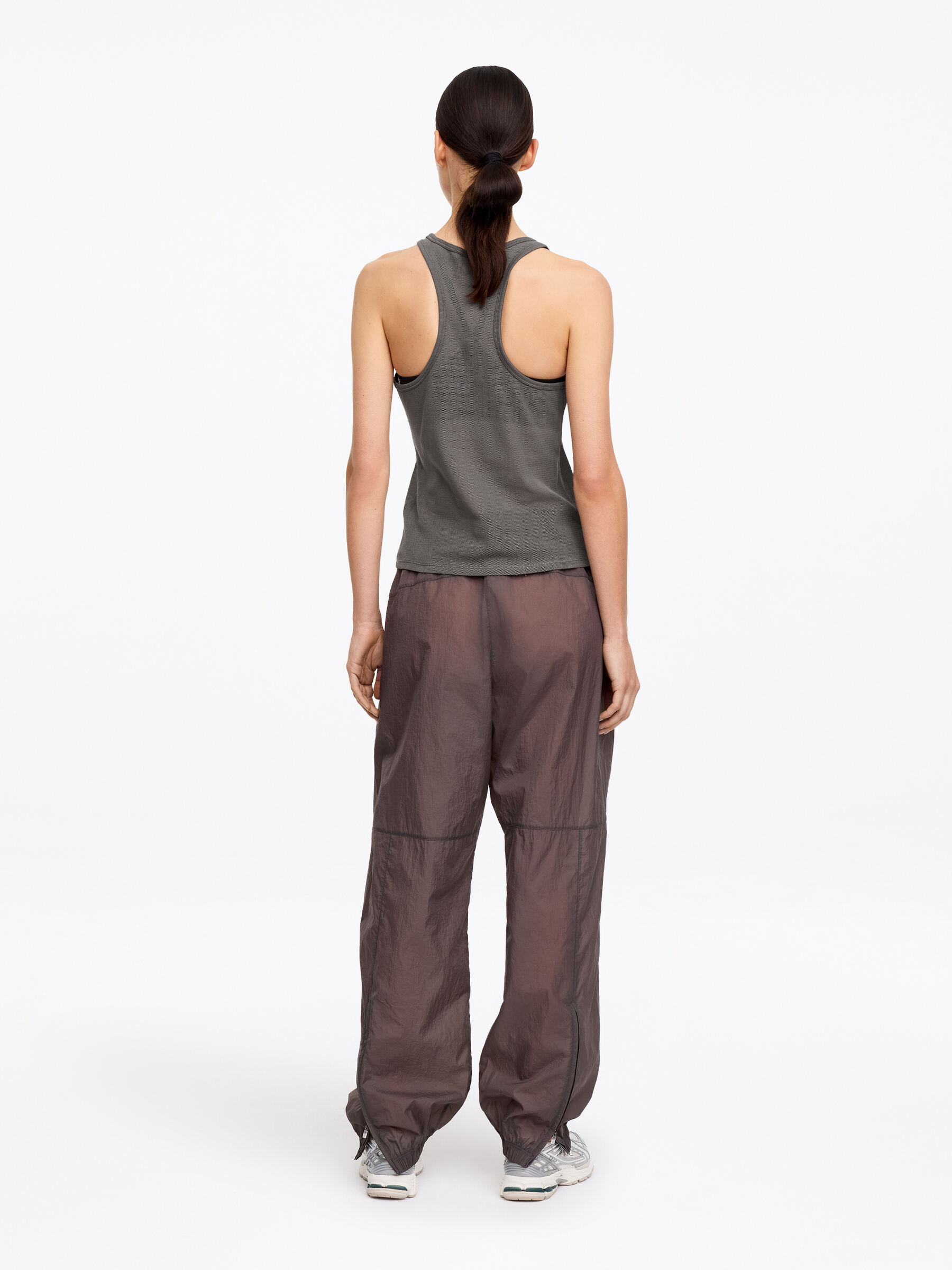 Mesh tank top - Dark grey - Regular fit - Women - StillMedia/Lookbook - 3