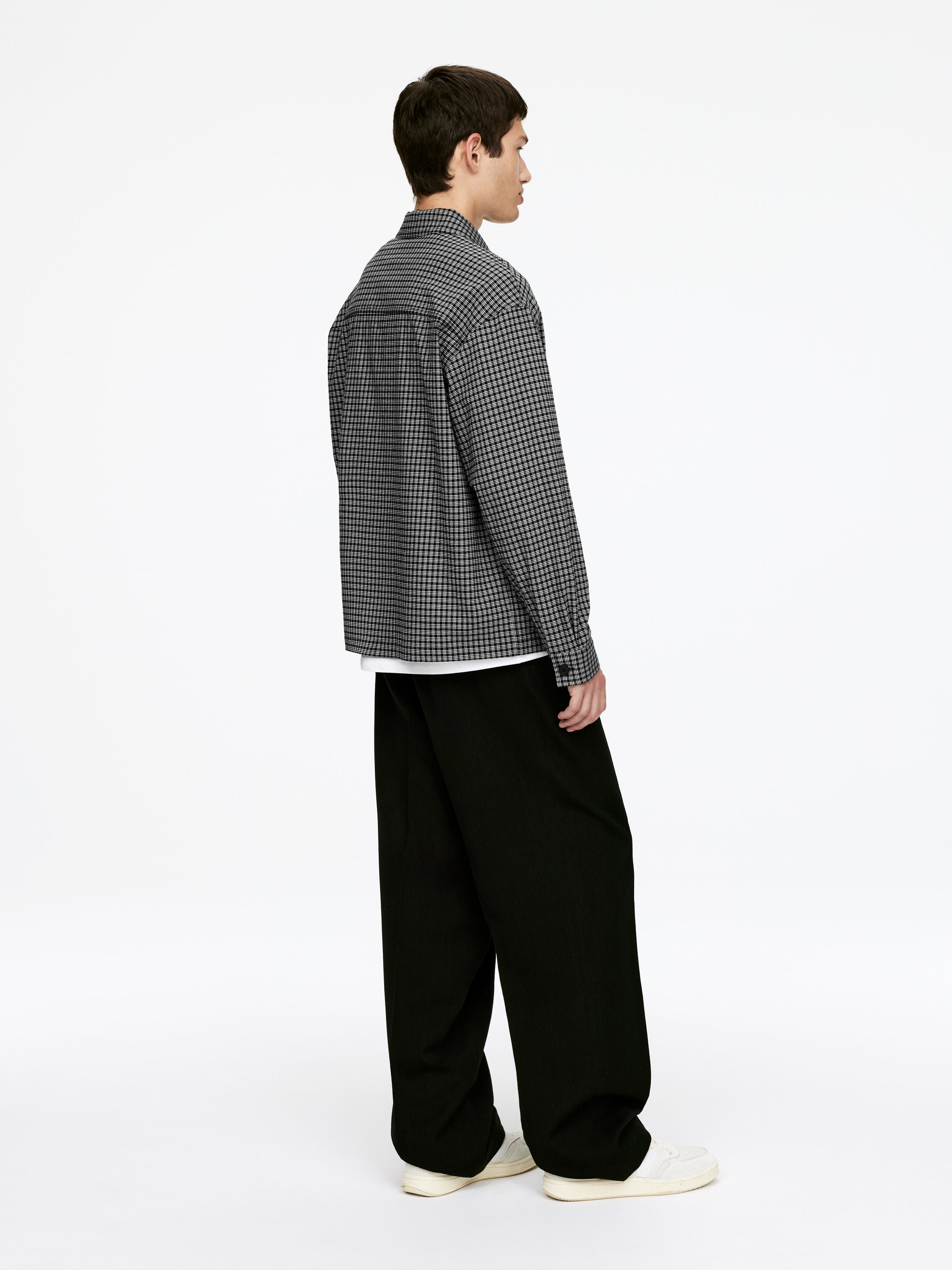 Seersucker Shirt - Black/White - Relaxed fit - Men - StillMedia/Lookbook - 3