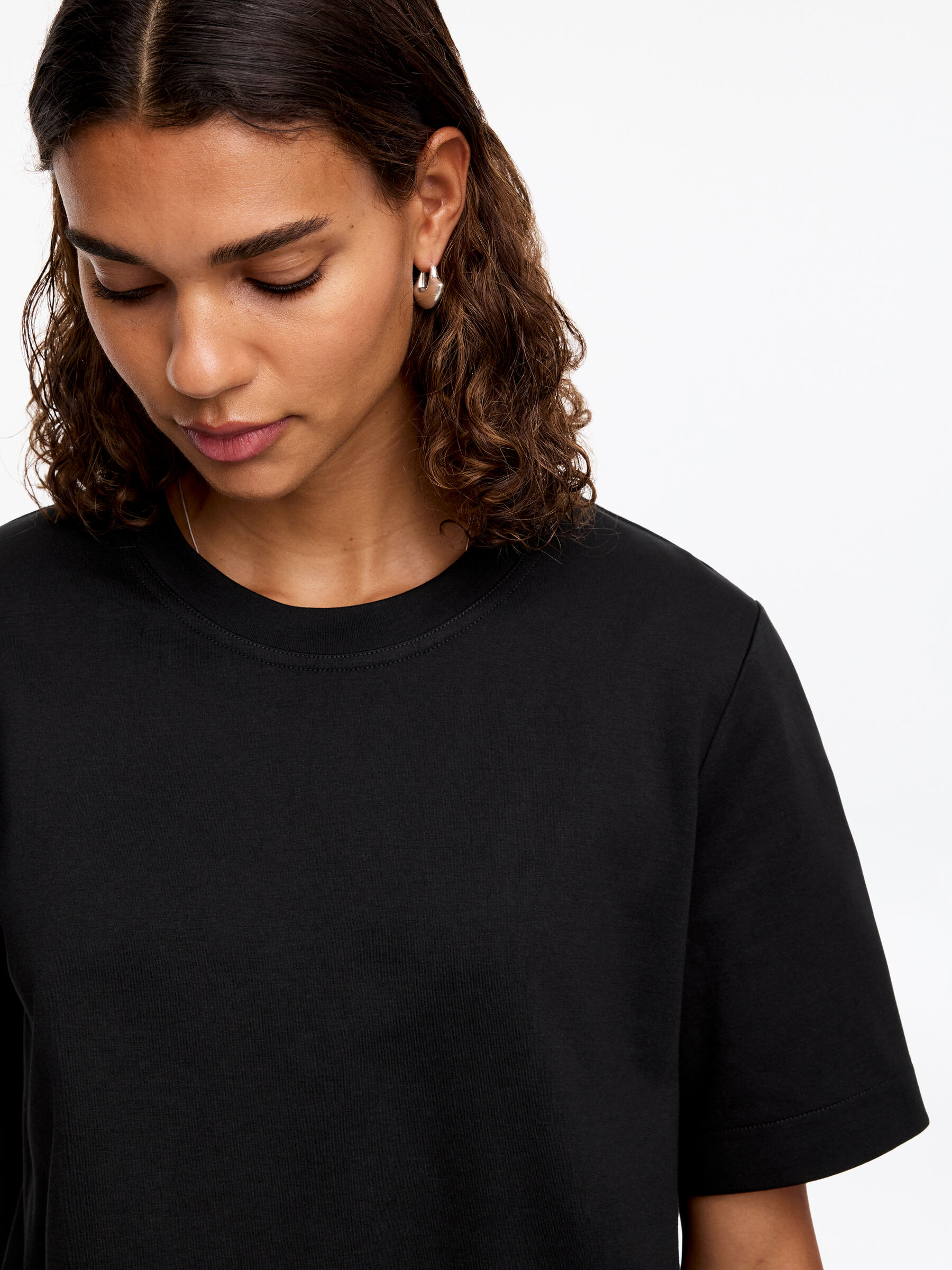 Signature Constructed T-Shirt - Black - Regular fit - Women - StillMedia/Lookbook - 35